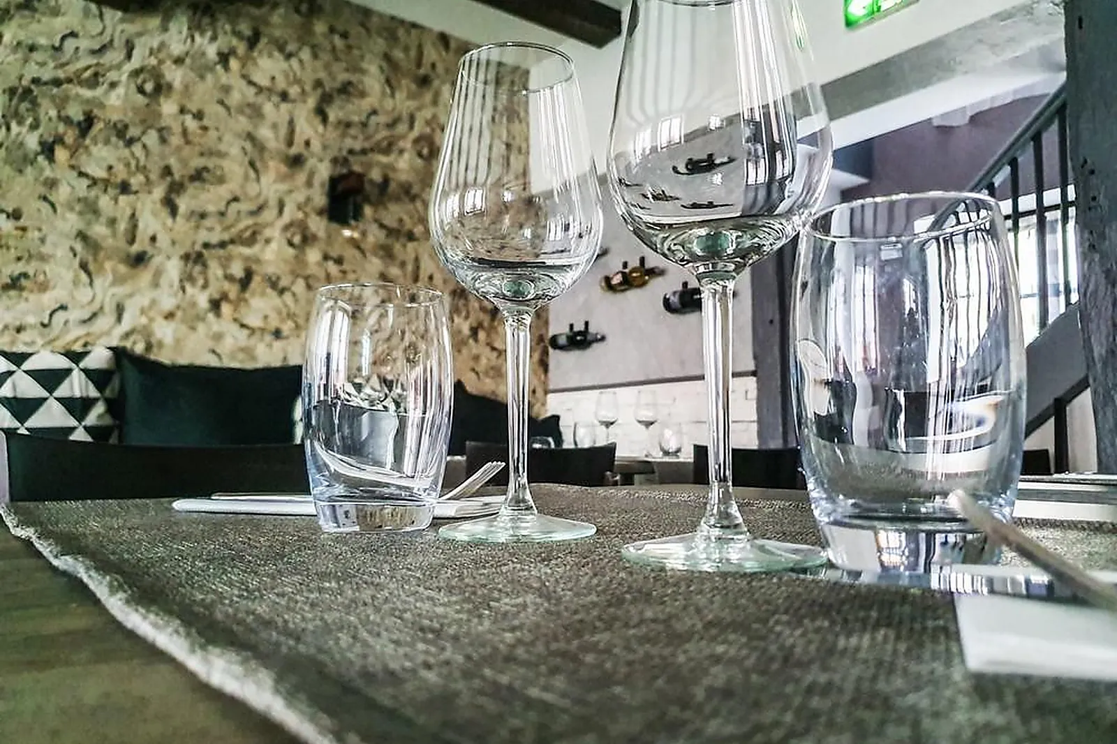 Cafés et Restaurants, RESTAURANTS - HAGUENAU (BAS-RHIN) : LE BINÔME