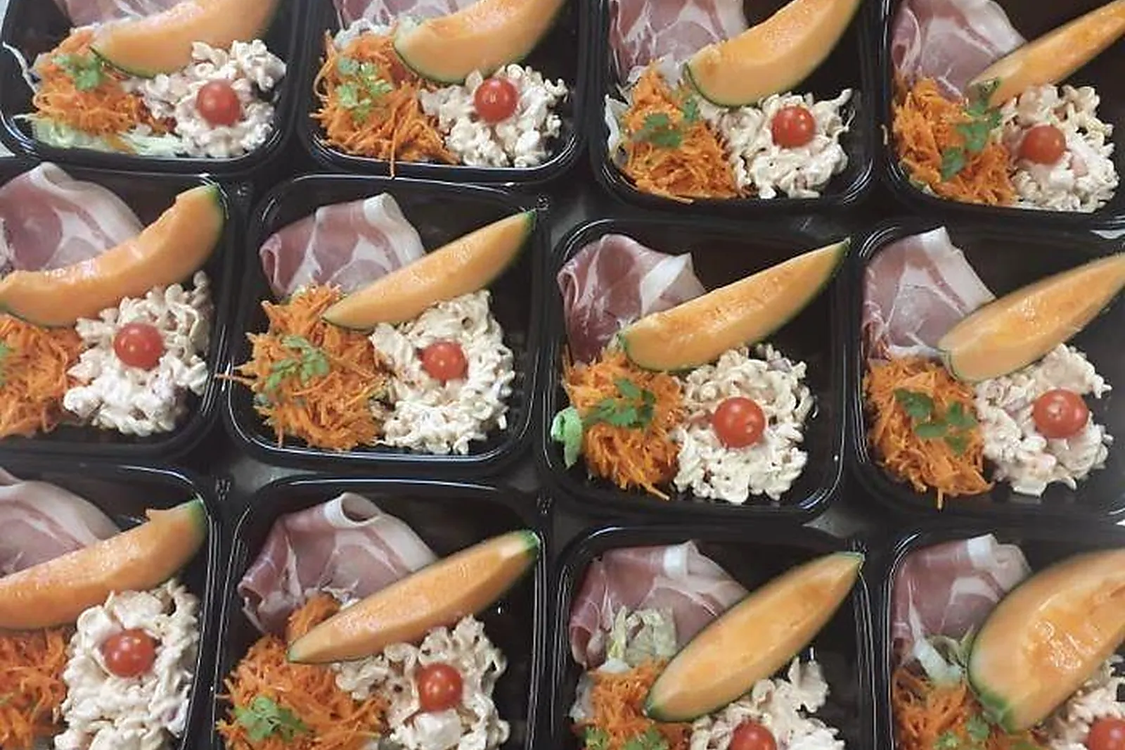 Cafés et Restaurants, RESTAURANTS - HÉNON (CÔTES-DL&RSQUO;ARMOR) : RESTAURANT LE BON ACCUEIL