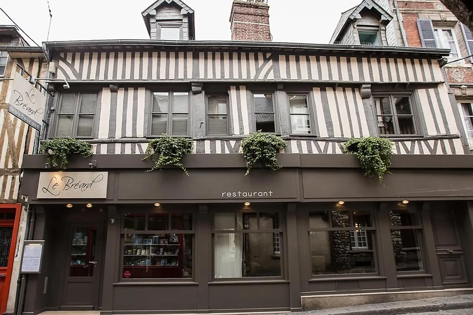 Cafés et Restaurants, RESTAURANTS - HONFLEUR (CALVADOS) : LE BRÉARD