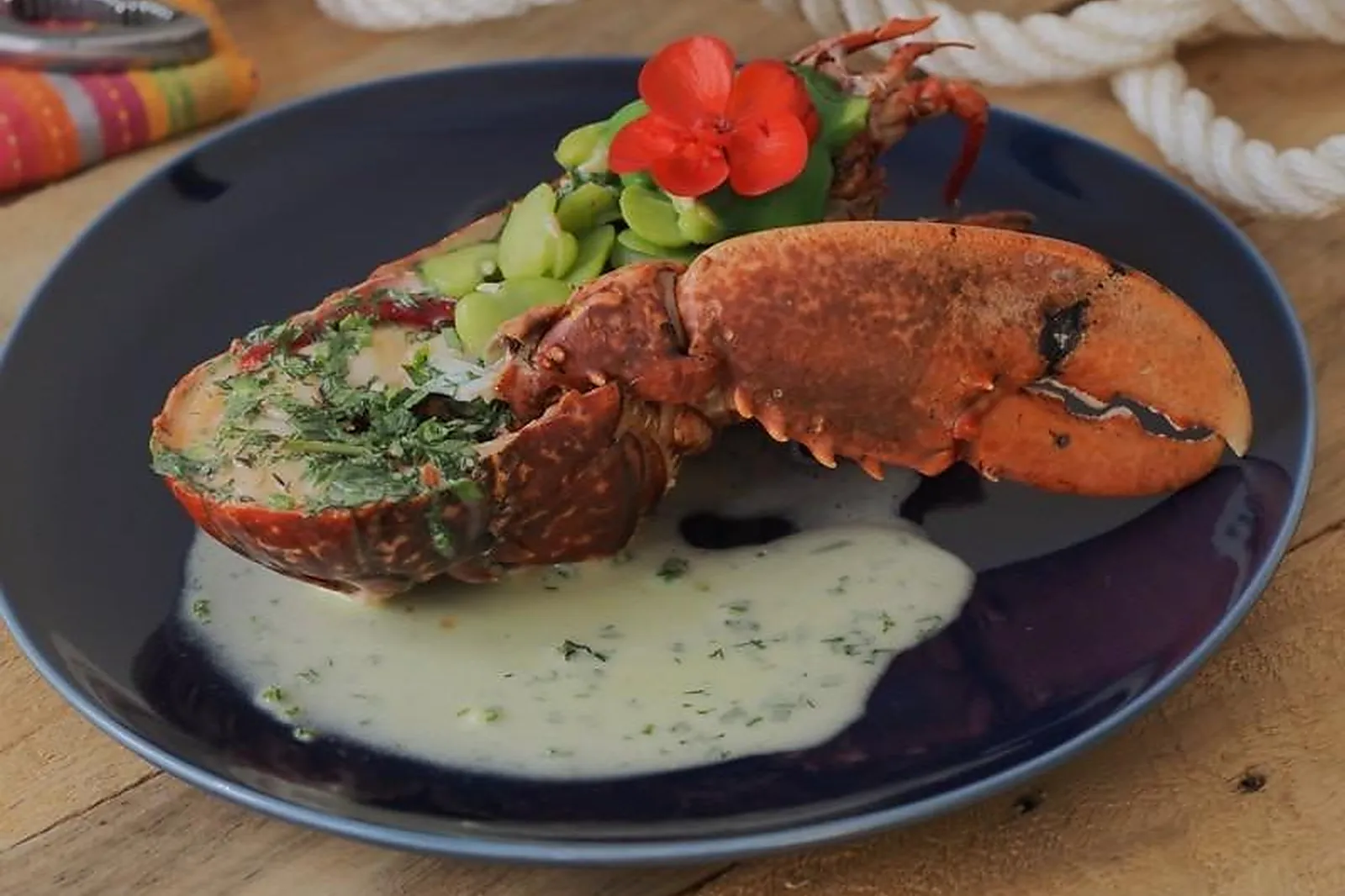 Cafés et Restaurants, RESTAURANTS - ILE DL&RSQUO;YEU (VENDÉE) : LES BAFOUETTES
