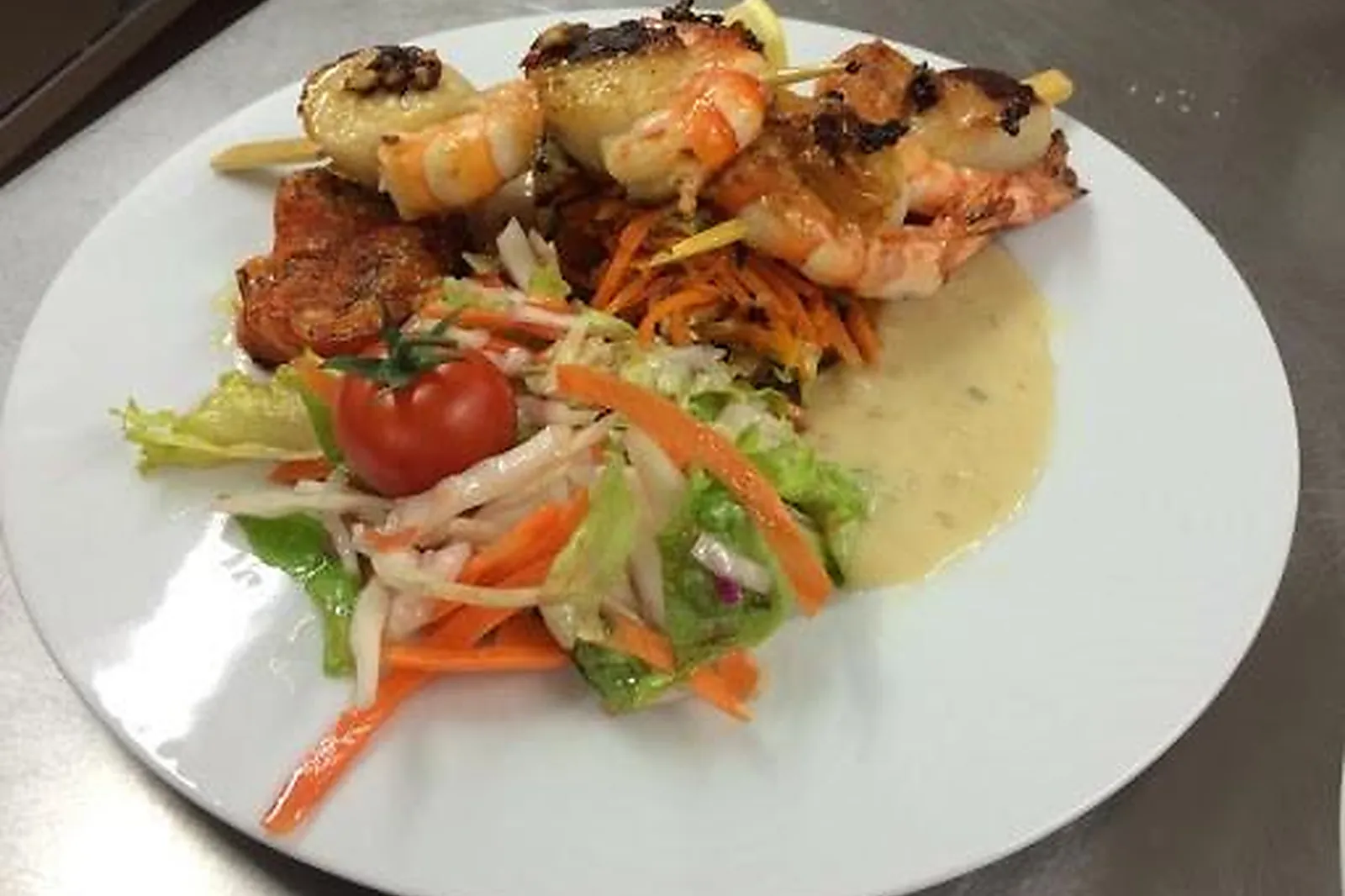 Cafés et Restaurants, RESTAURANTS - ILLY (ARDENNES) : LES TERRASSES DU WARCAN