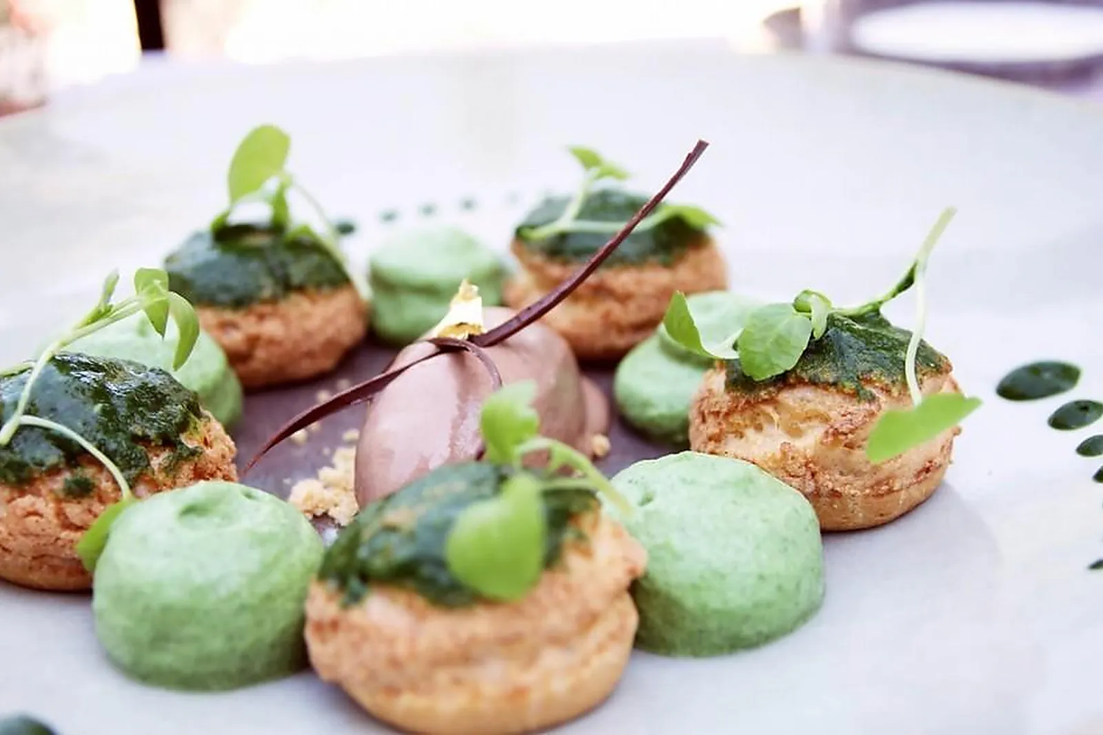 Cafés et Restaurants, RESTAURANTS - ISSY-LES-MOULINEAUX (HAUTS-DE-SEINE) : LA PASSERELLE