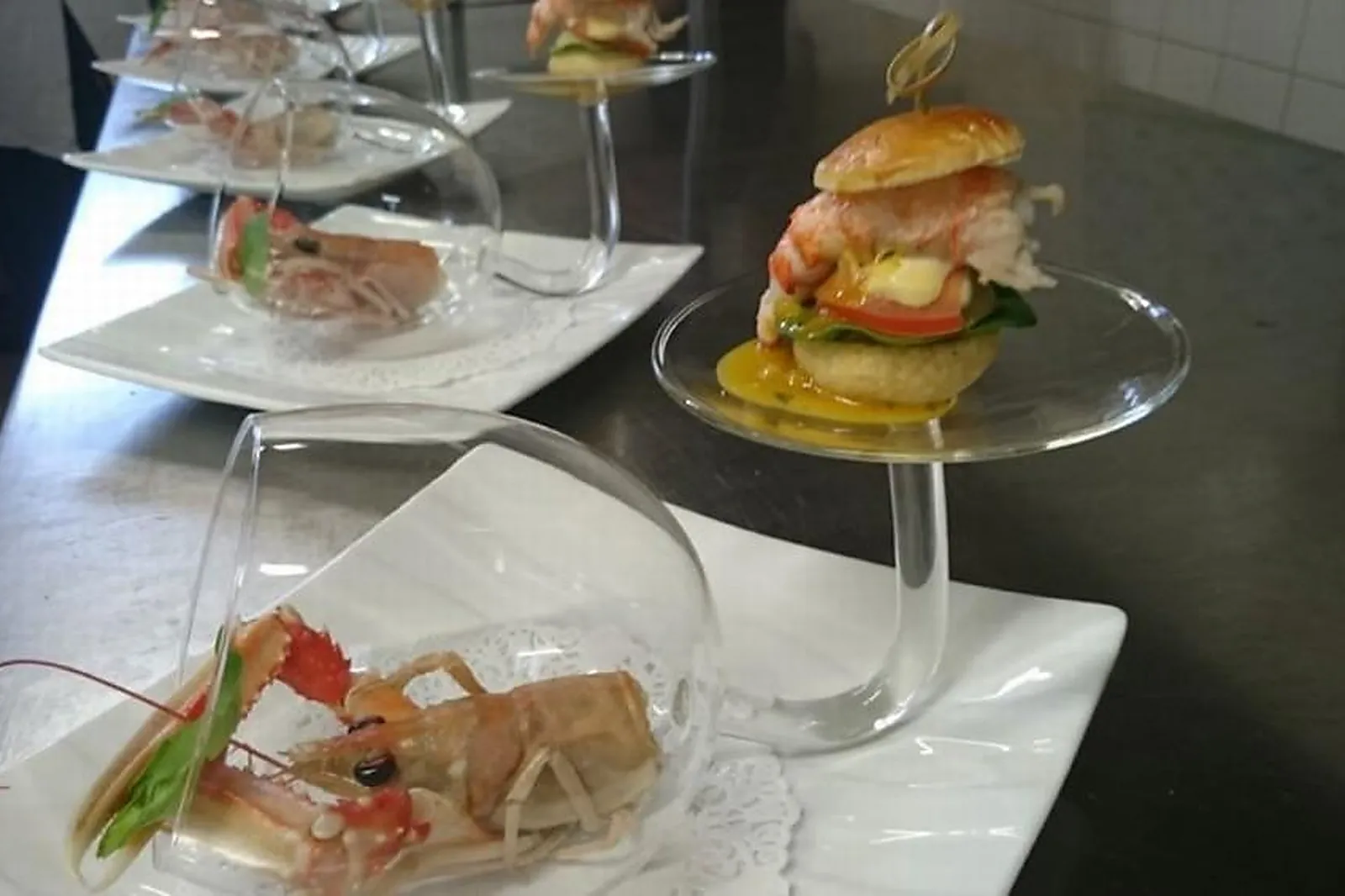 Cafés et Restaurants, RESTAURANTS - JONS (RHÔNE) : LE RESTAURANT DU PONT DE JONS