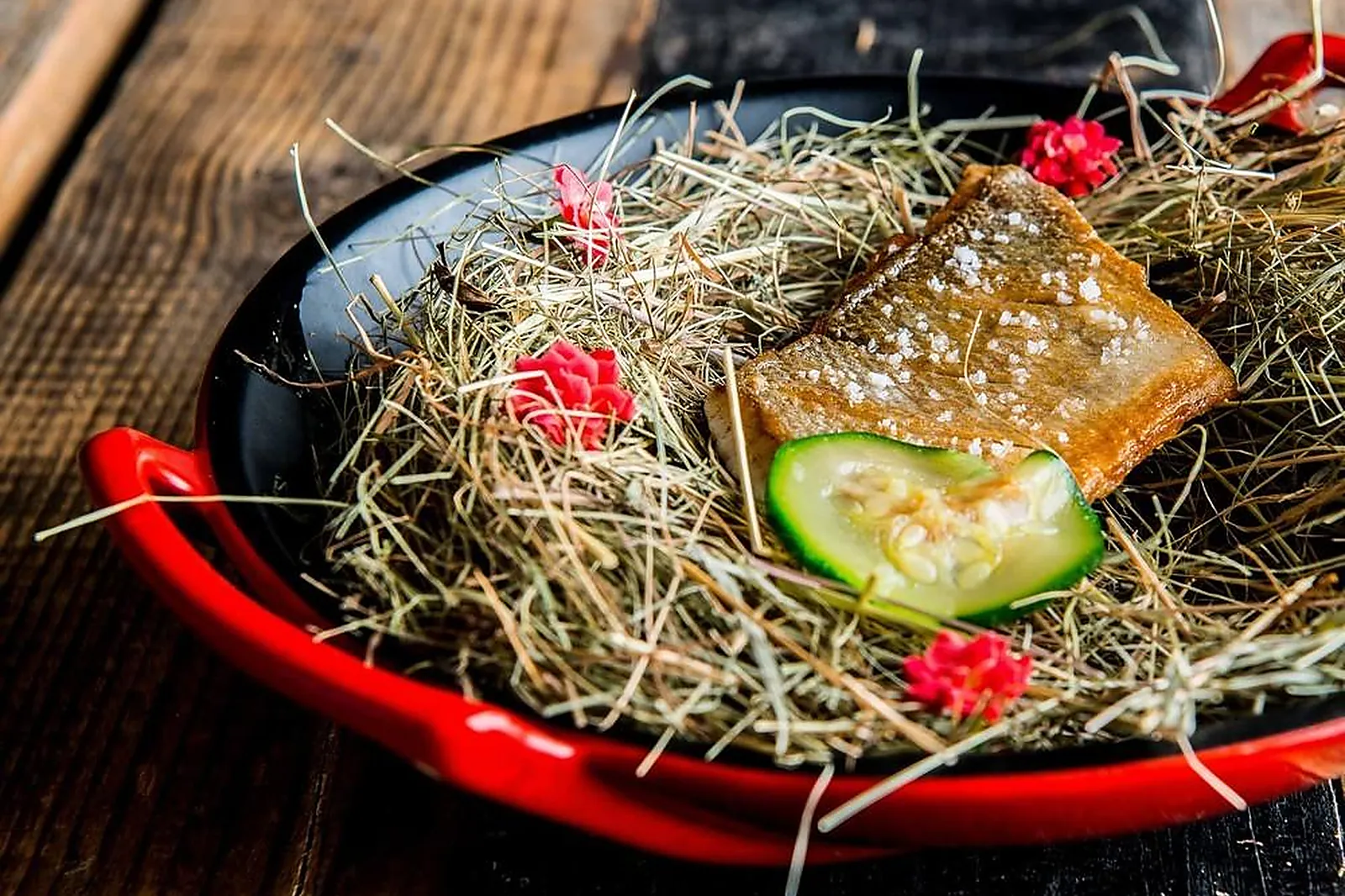 Cafés et Restaurants, RESTAURANTS - JOUX (RHÔNE) : LE TILIA