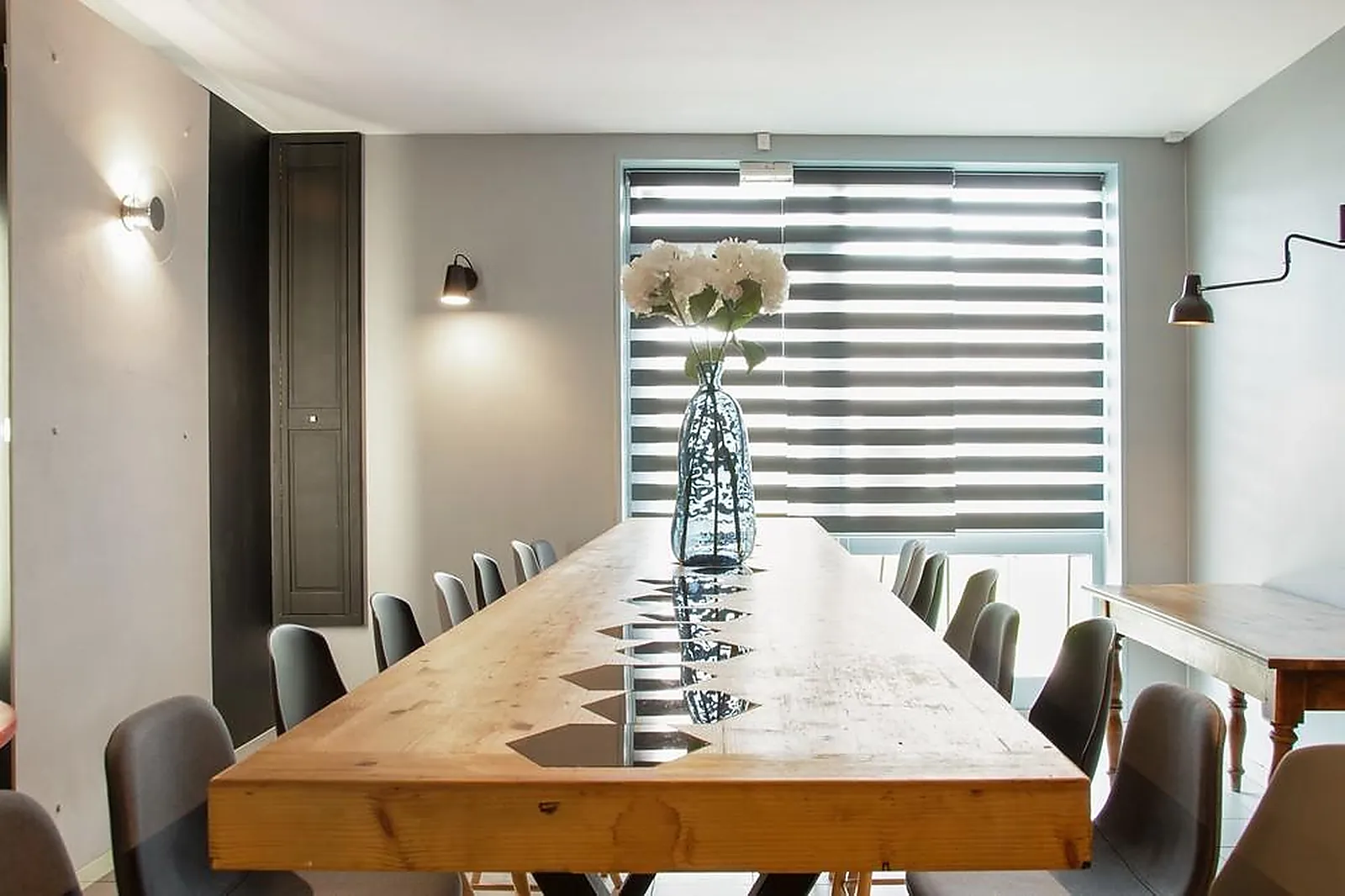 Cafés et Restaurants, RESTAURANTS - LL&RSQUO;ABERGEMENT (AIN) : LE SAINT LAZARE