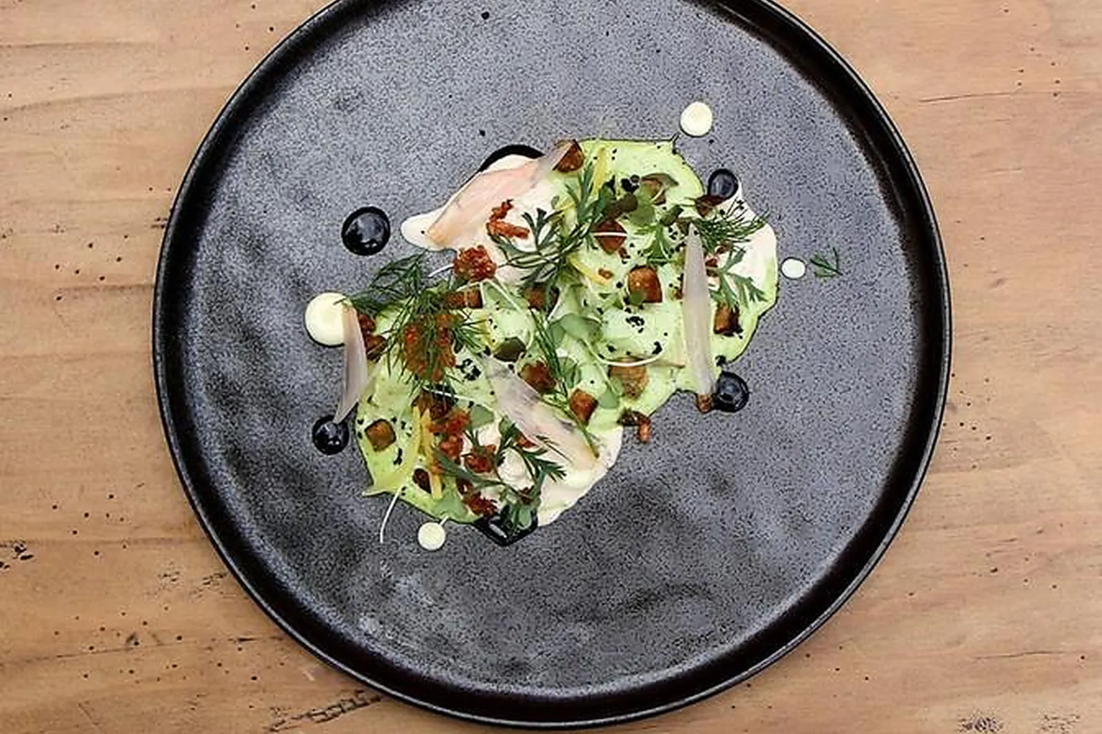 Cafés et Restaurants, RESTAURANTS - LAGRASSE (AUDE) : LE BASTION