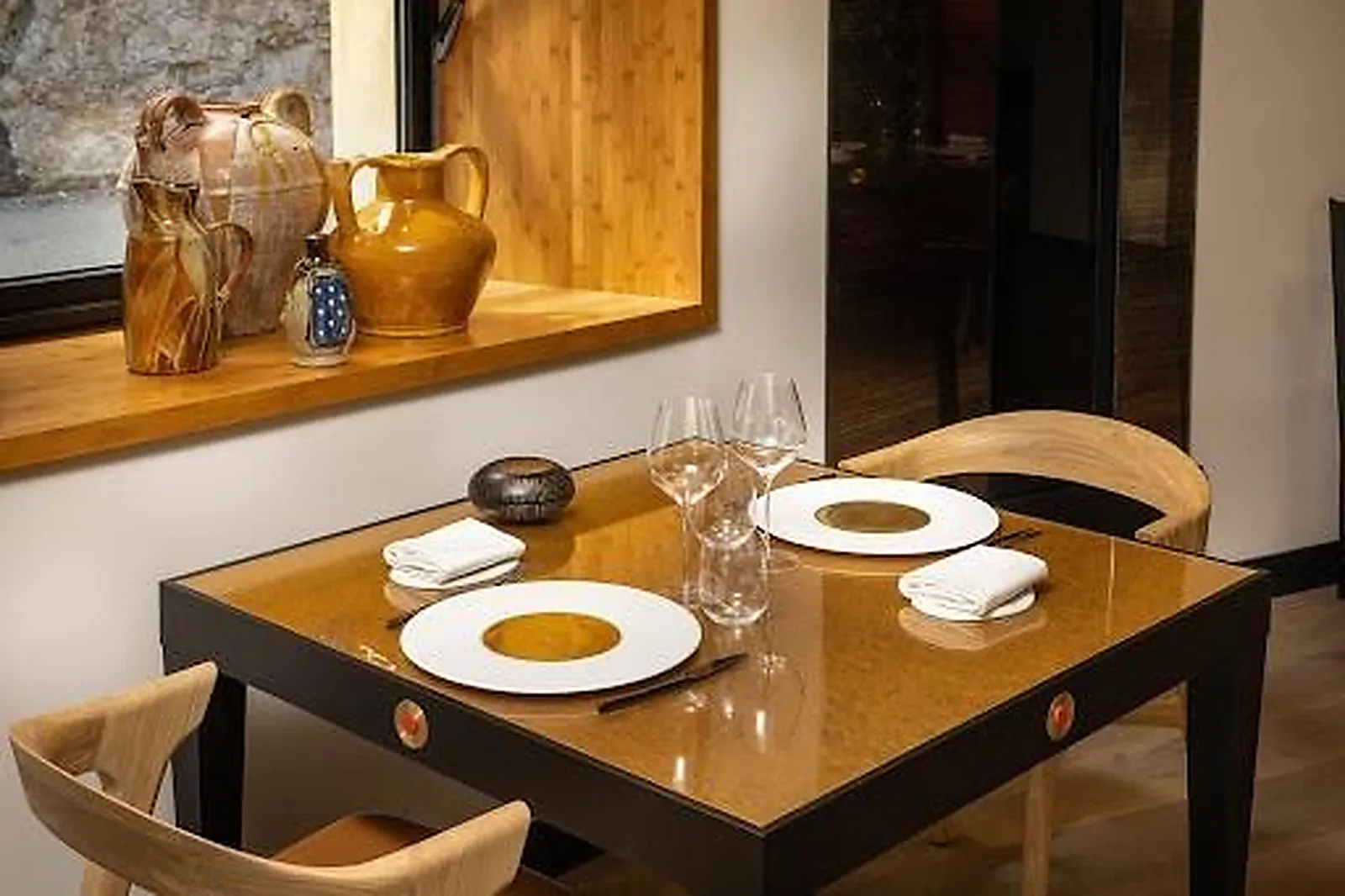 Cafés et Restaurants, RESTAURANTS - LASTOURS (AUDE) : LE PUITS DU TRÉSOR