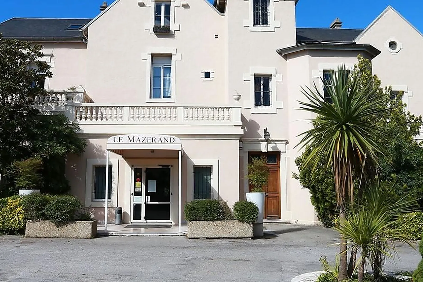Cafés et Restaurants, RESTAURANTS - LATTES (HÉRAULT) : LE MAZERAND