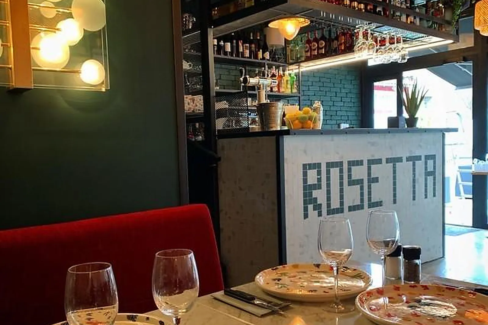 Cafés et Restaurants, RESTAURANTS - LA BAULE (LOIRE-ATLANTIQUE) : RESTAURANT MONICA - LE CLAN DES MAMMA LA BAULE