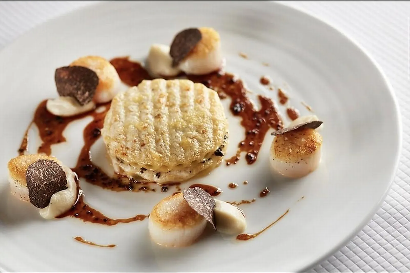 Cafés et Restaurants, RESTAURANTS - LA CIOTAT (BOUCHES-DU-RHÔNE) : LA TABLE DE NANS