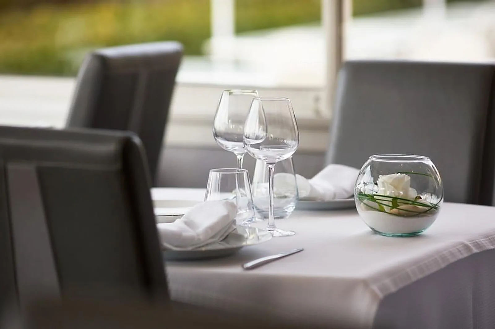 Cafés et Restaurants, RESTAURANTS - LA CIOTAT (BOUCHES-DU-RHÔNE) : LA TABLE DE NANS