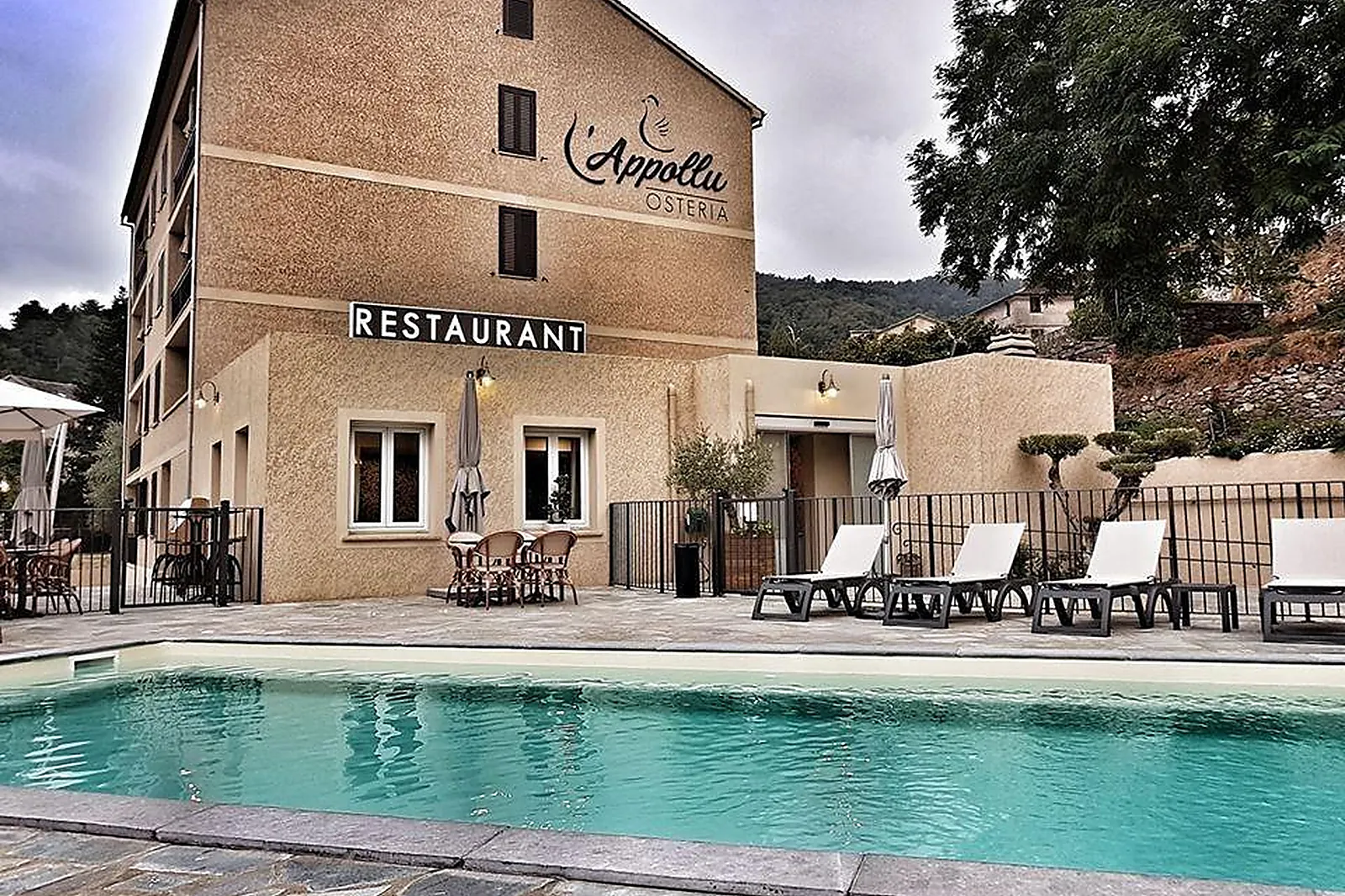 Cafés et Restaurants, RESTAURANTS - LA PORTA (CORSE 2A-2B) : LL&RSQUO;APPOLLU