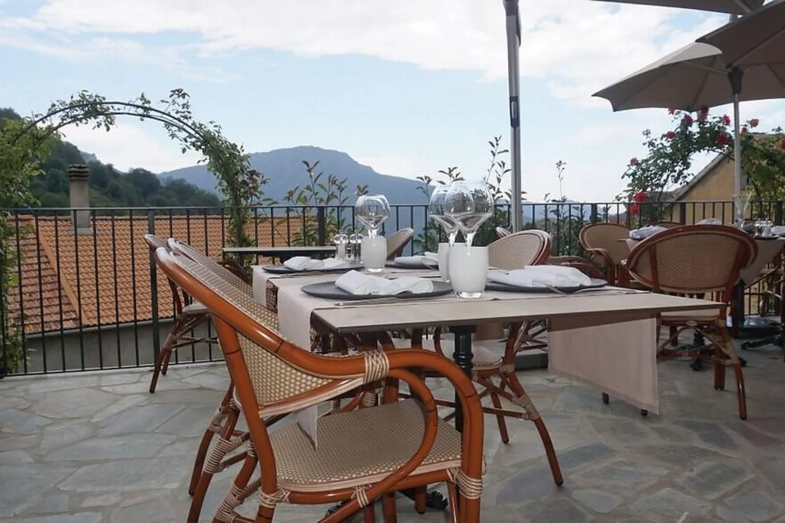 Cafés et Restaurants, RESTAURANTS - LA PORTA (CORSE 2A-2B) : LL&RSQUO;APPOLLU