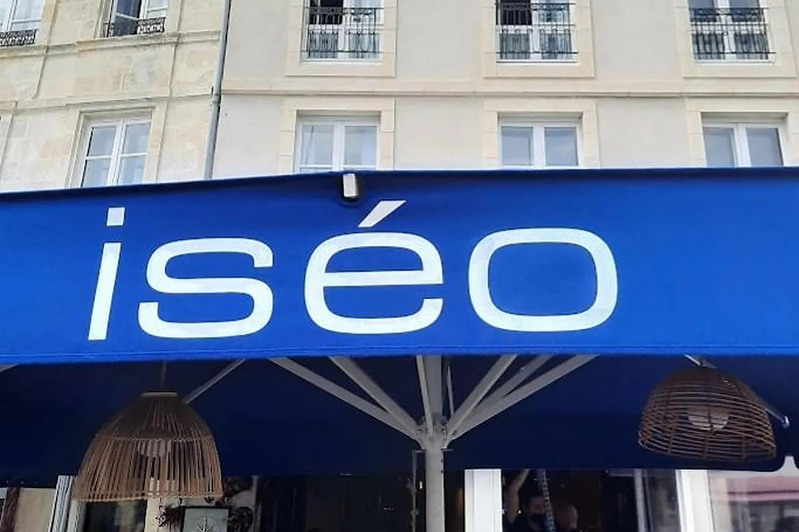 Cafés et Restaurants, RESTAURANTS - LA ROCHELLE (CHARENTE-MARITIME) : ISÉO LA ROCHELLE