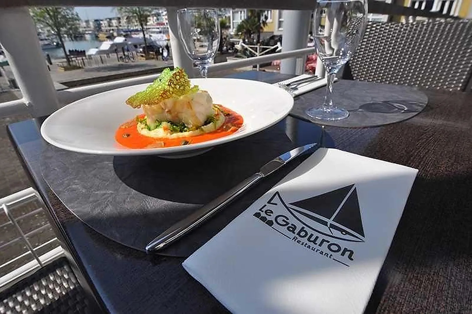 Cafés et Restaurants, RESTAURANTS - LA ROCHELLE (CHARENTE-MARITIME) : LE GABURON