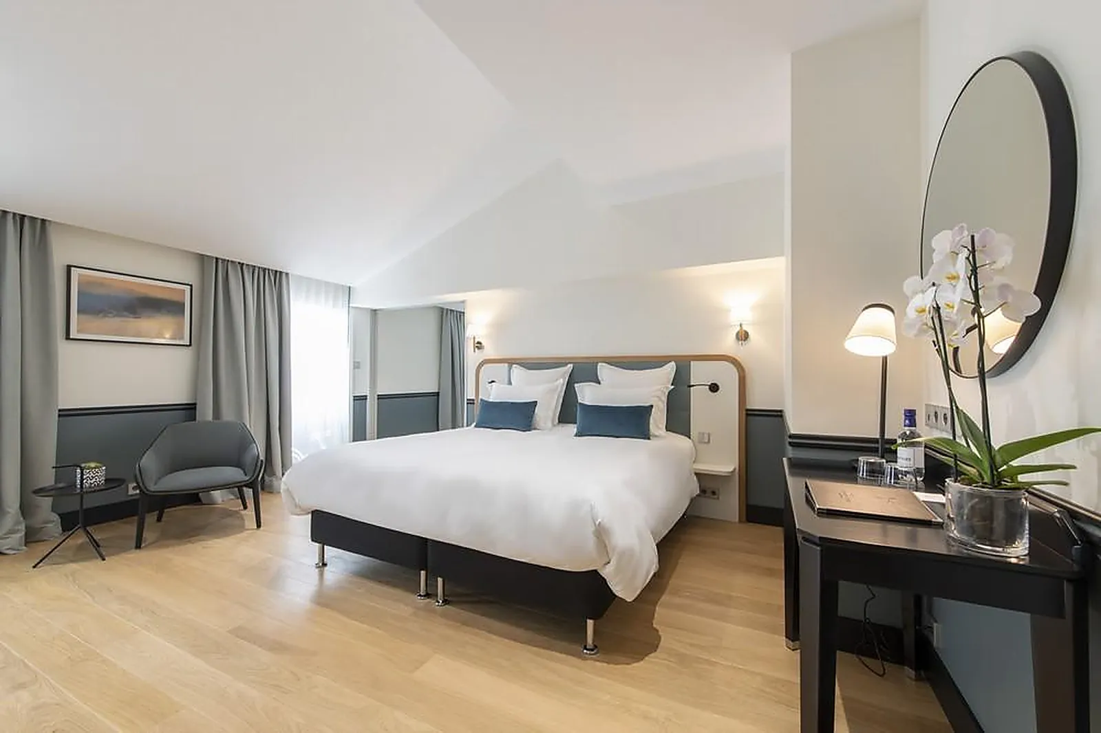 Cafés et Restaurants, RESTAURANTS - LA ROCHELLE (CHARENTE-MARITIME) : RESTAURANT CHRISTOPHER COUTANCEAU