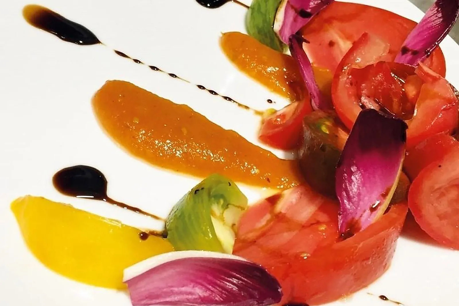 Cafés et Restaurants, RESTAURANTS - LES FINS (DOUBS) : CROQUE SAISON