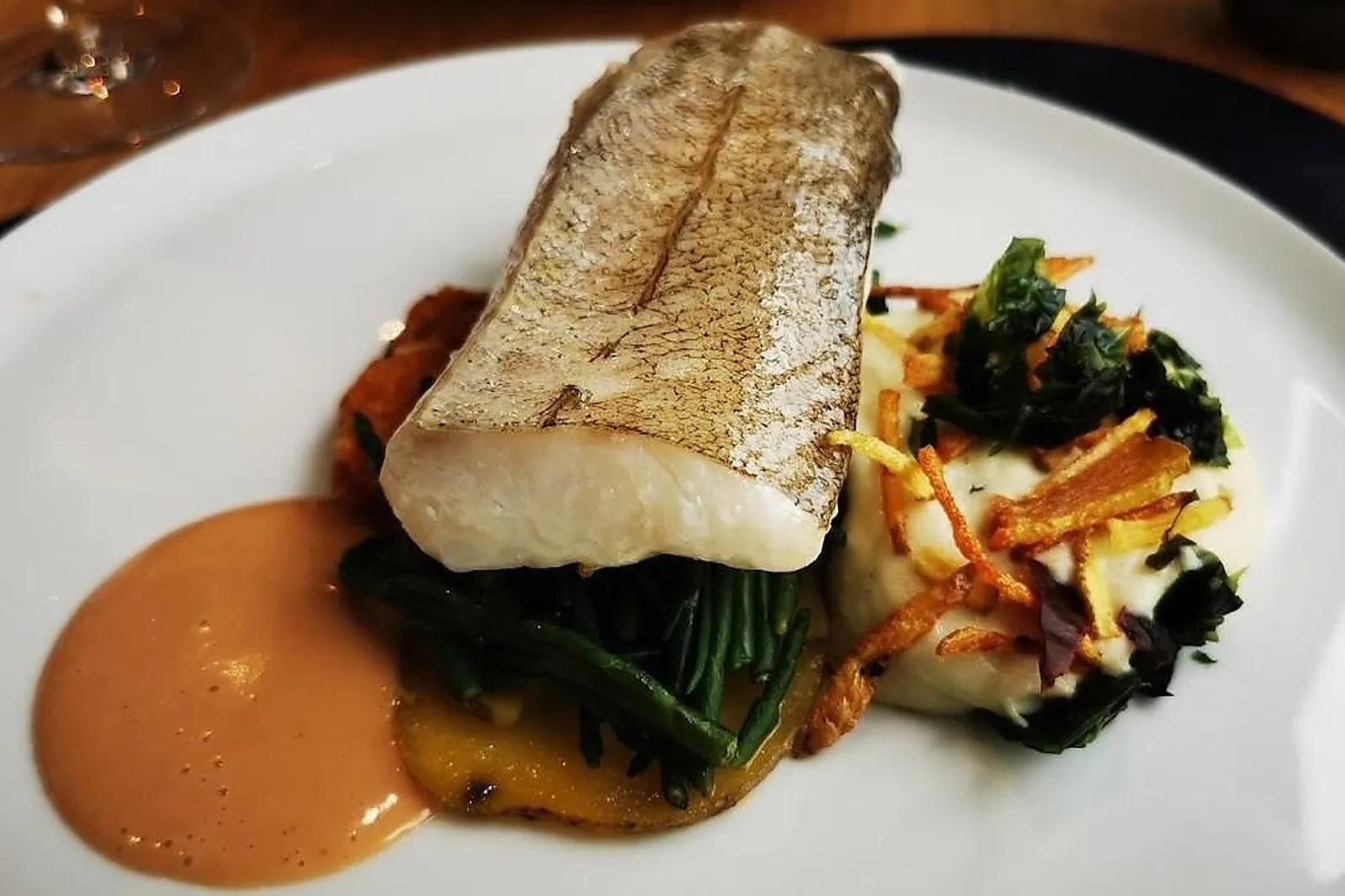 Cafés et Restaurants, RESTAURANTS - LES HERBIERS (VENDÉE) : LL&RSQUO;ENVERS DU DÉCOR