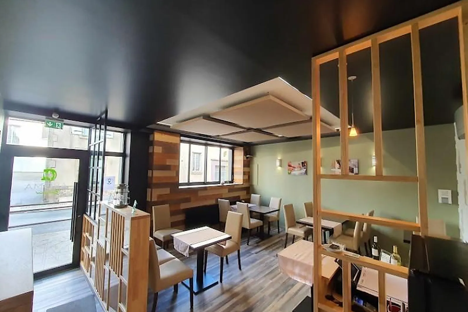 Cafés et Restaurants, RESTAURANTS - LES HERBIERS (VENDÉE) : RESTAURANT AROMA