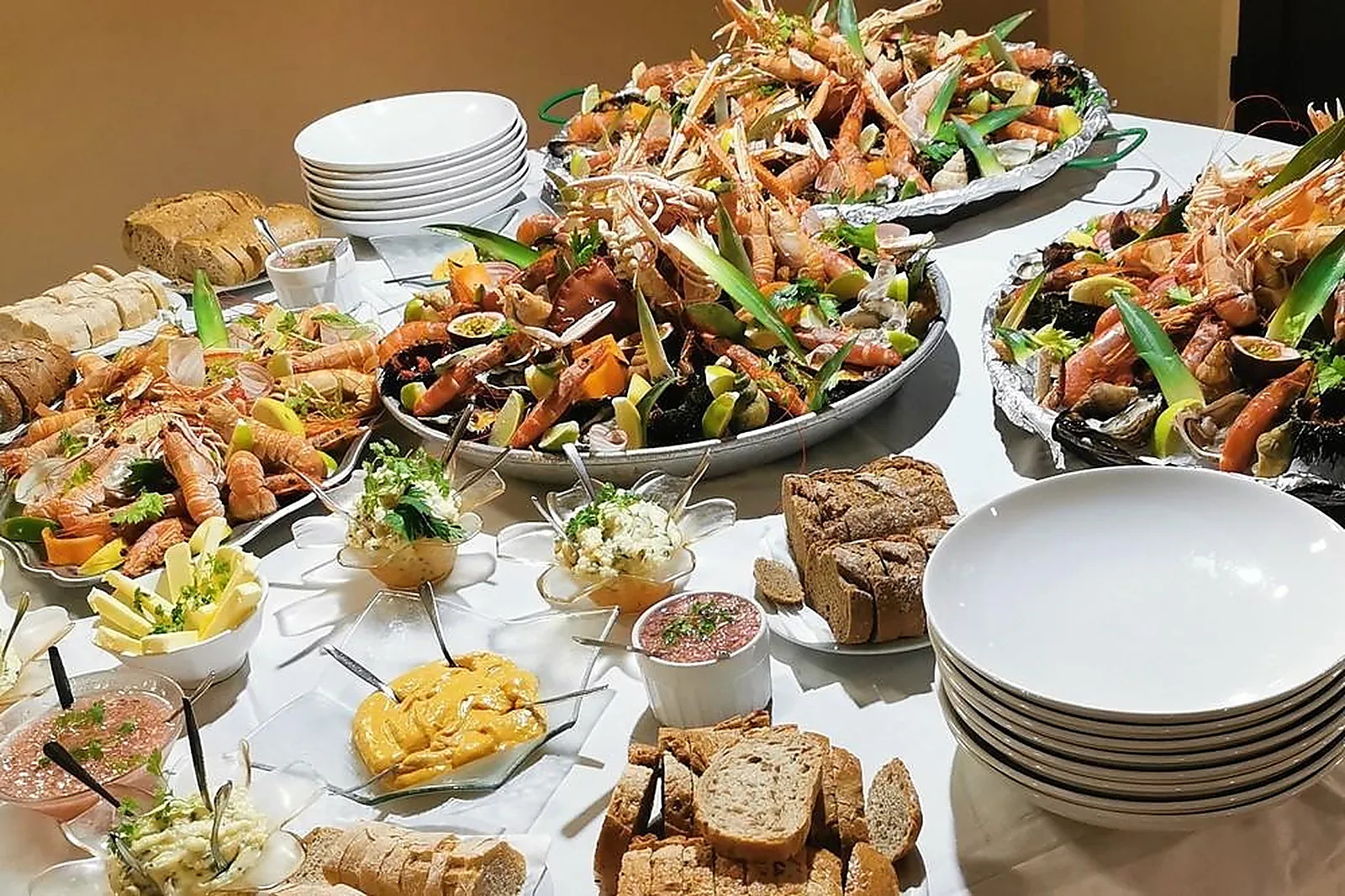 Cafés et Restaurants, RESTAURANTS - LES MEES (ALPES-DE-HAUTE-PROVENCE) : LA MARMITE DU PÊCHEUR