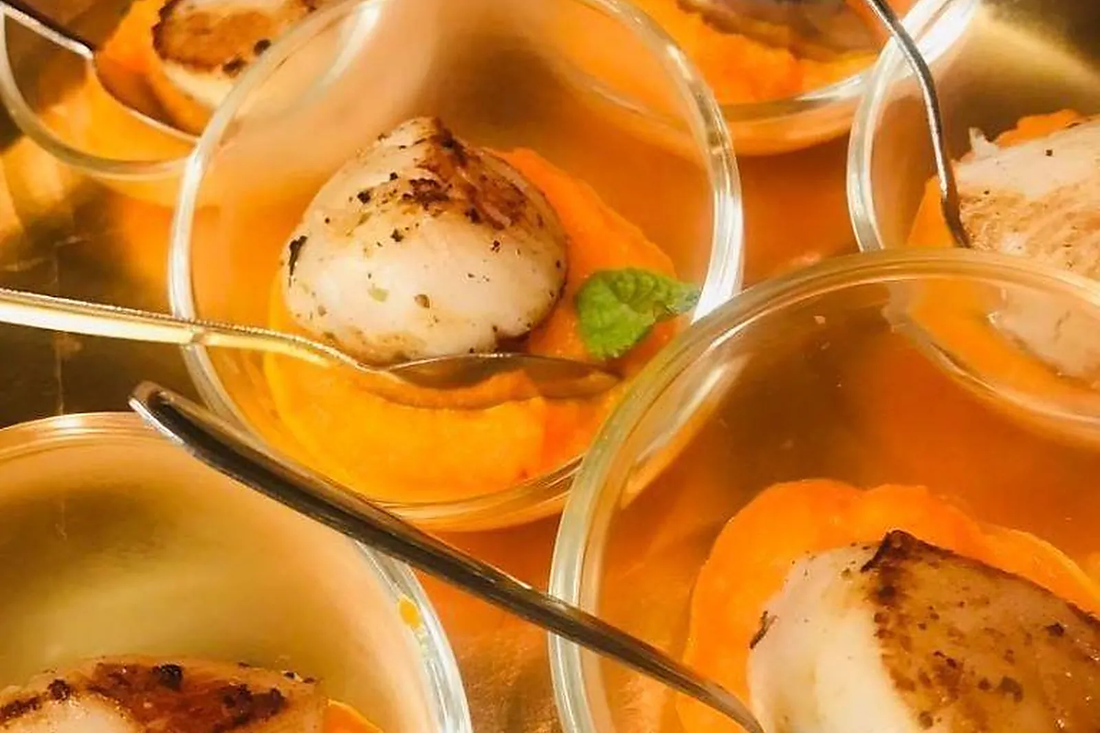 Cafés et Restaurants, RESTAURANTS - LE HAVRE (SEINE-MARITIME) : A DEUX PAS DL&RSQUO;ICI