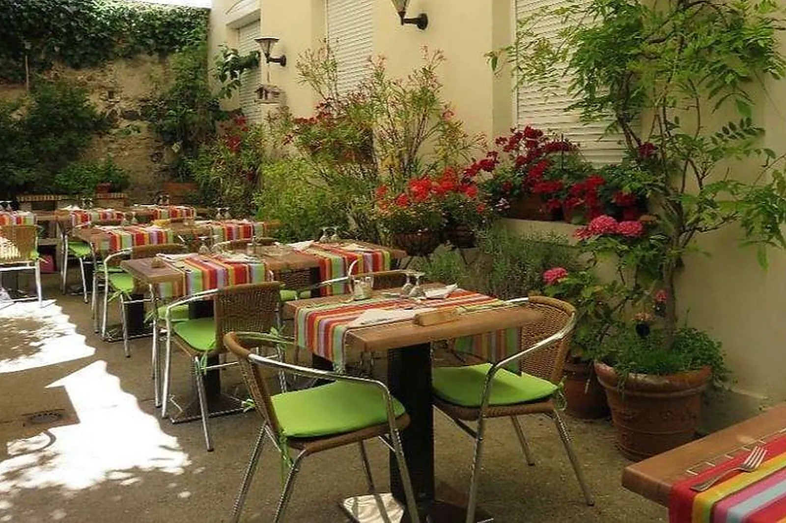 Cafés et Restaurants, RESTAURANTS - LE HAVRE (SEINE-MARITIME) : LE DIPLODOCUS