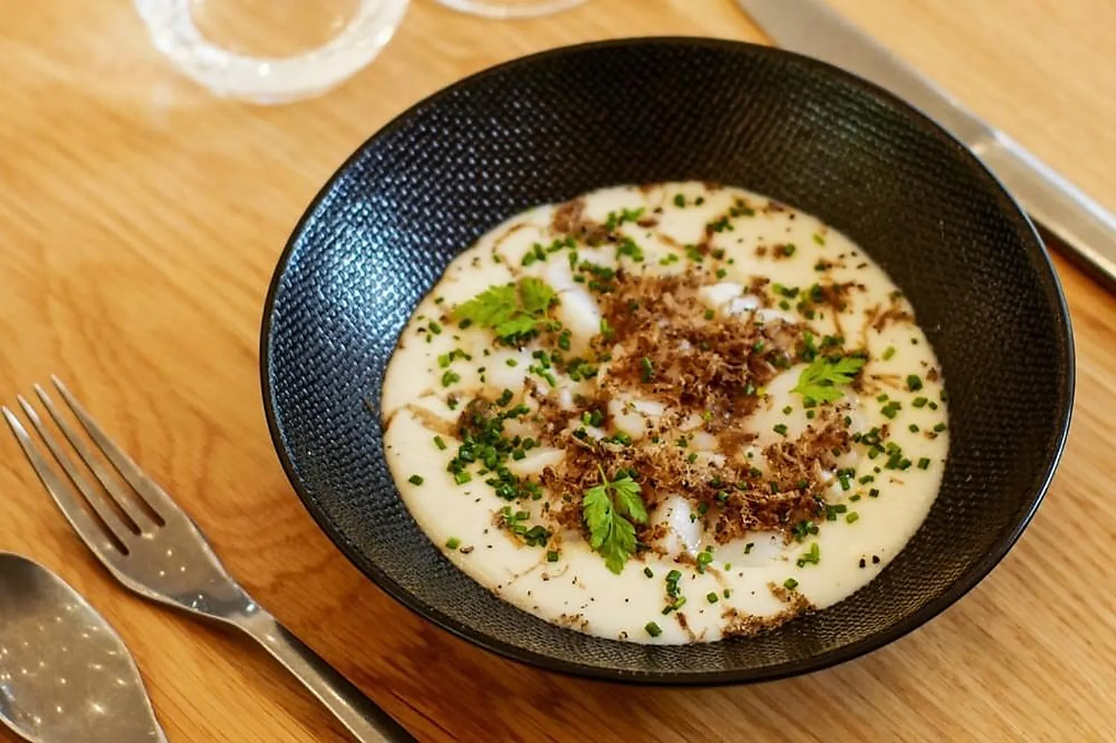 Cafés et Restaurants, RESTAURANTS - LE MÉE-SUR-SEINE (SEINE-ET-MARNE) : LE BISTRO DE LA GRANDE MAISON