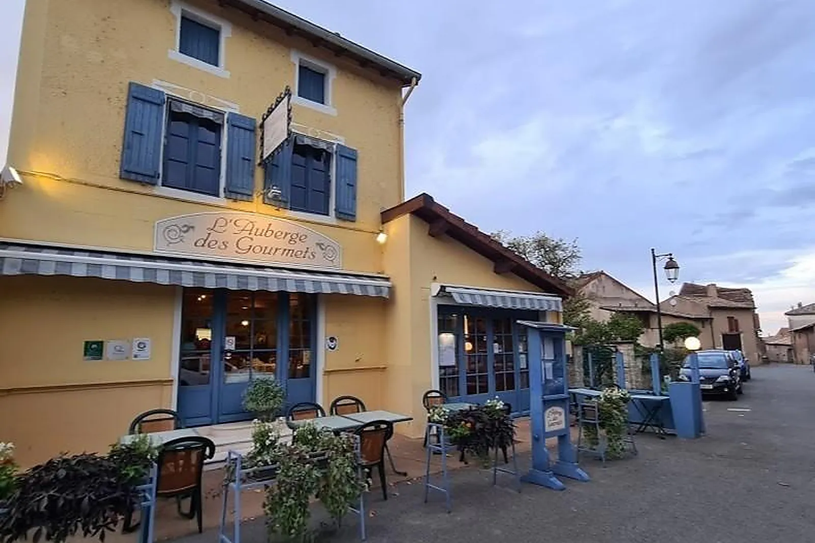 Cafés et Restaurants, RESTAURANTS - LE VILLARS (SAÔNE-ET-LOIRE) : AUBERGE DES GOURMETS