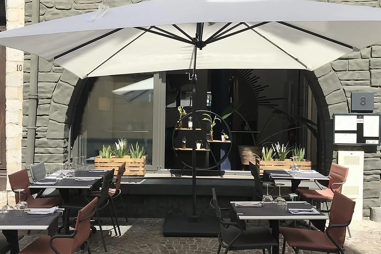 Cafés et Restaurants, RESTAURANTS - LILLE (NORD) : AROME BASE