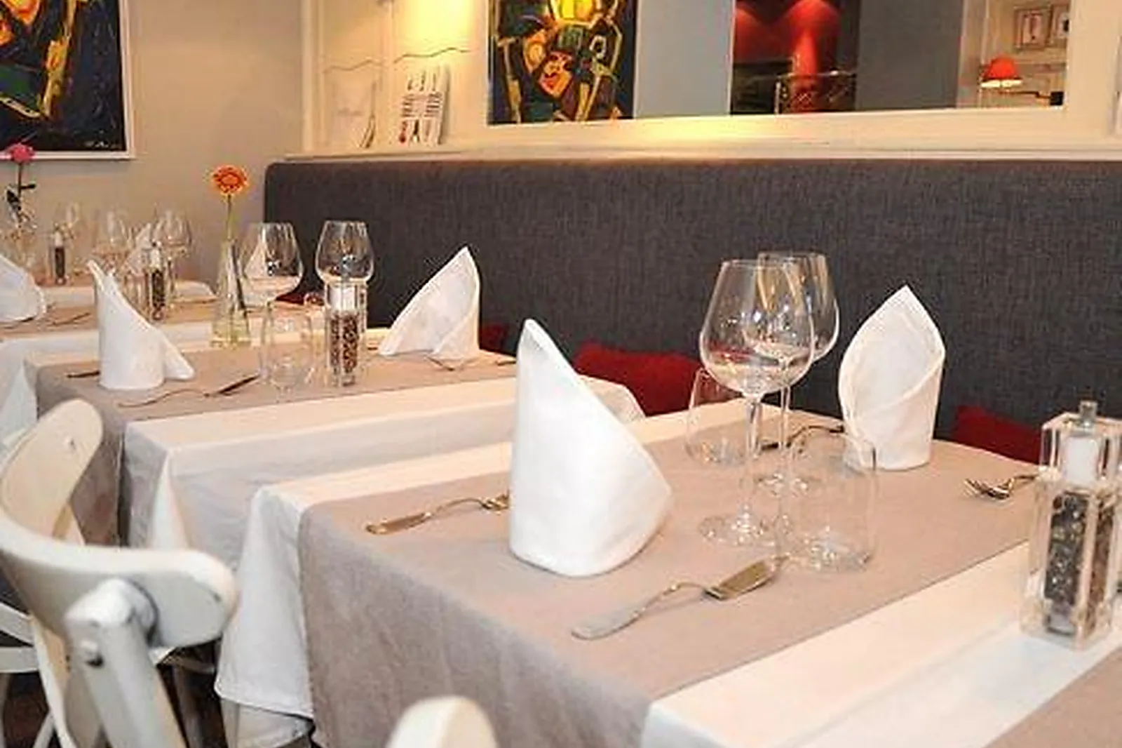 Cafés et Restaurants, RESTAURANTS - LILLE (NORD) : JOUR DE PÊCHE