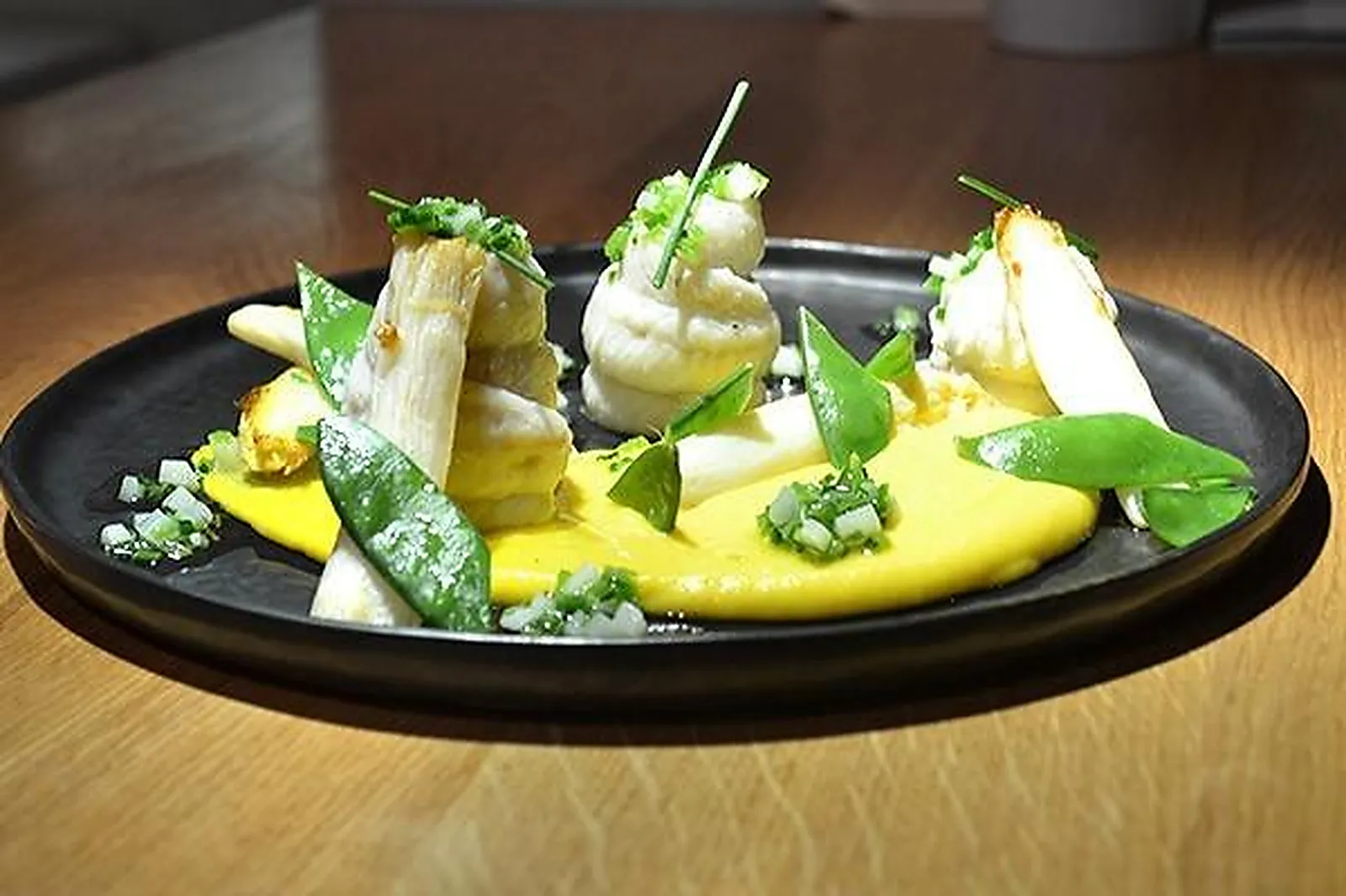 Cafés et Restaurants, RESTAURANTS - LILLE (NORD) : JOUR DE PÊCHE