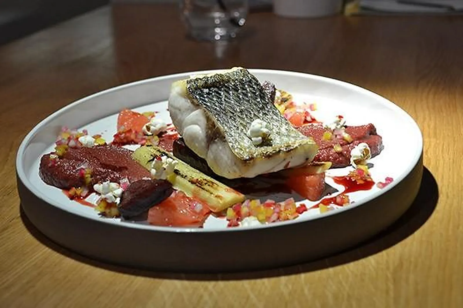 Cafés et Restaurants, RESTAURANTS - LILLE (NORD) : JOUR DE PÊCHE