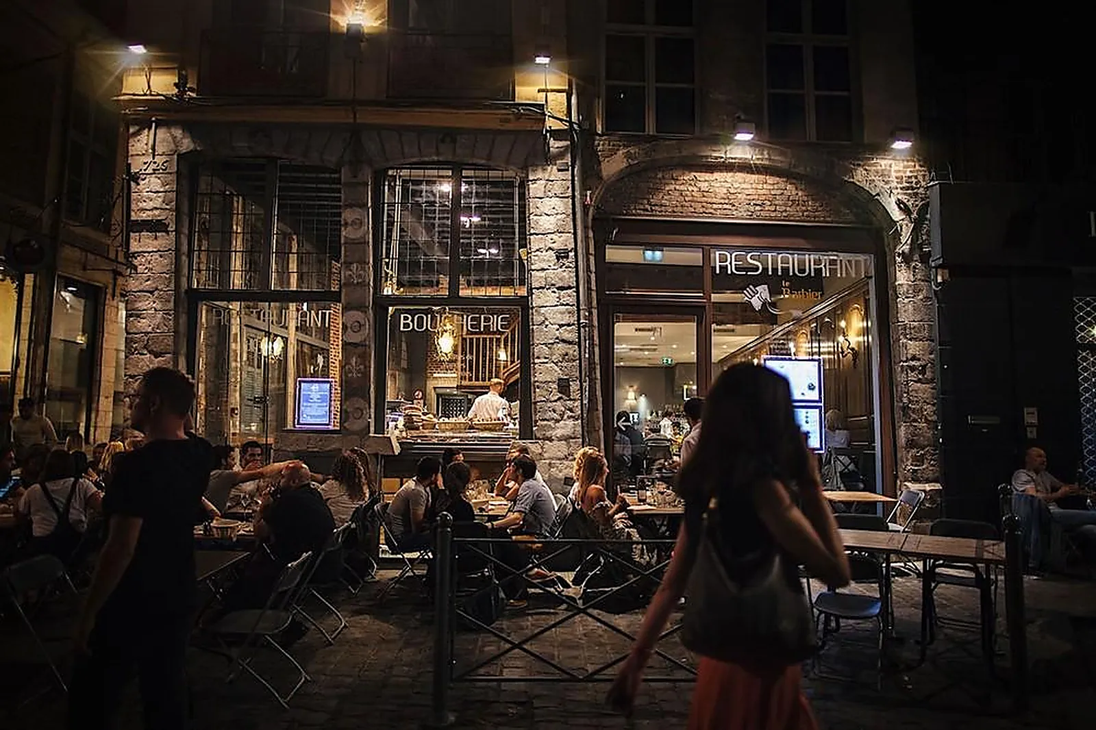 Cafés et Restaurants, RESTAURANTS - LILLE (NORD) : LE BARBIER QUI FUME VIEUX LILLE