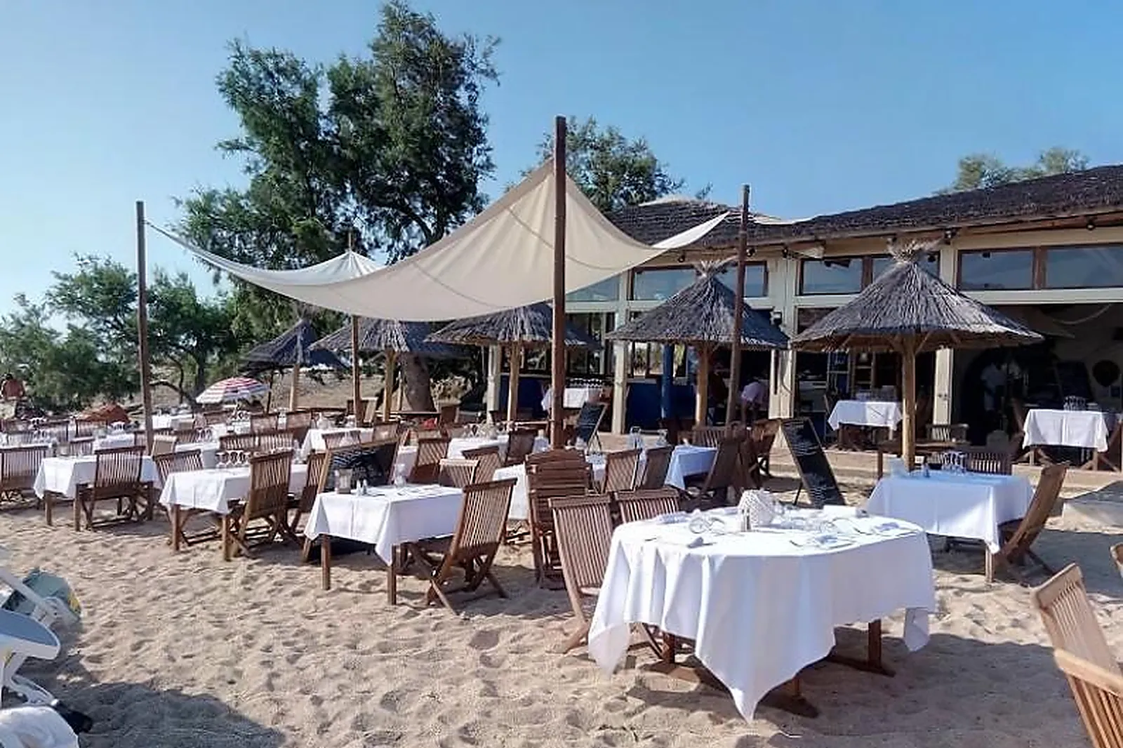 Cafés et Restaurants, RESTAURANTS - LUMIO (CORSE 2A-2B) : LE MATAHARI