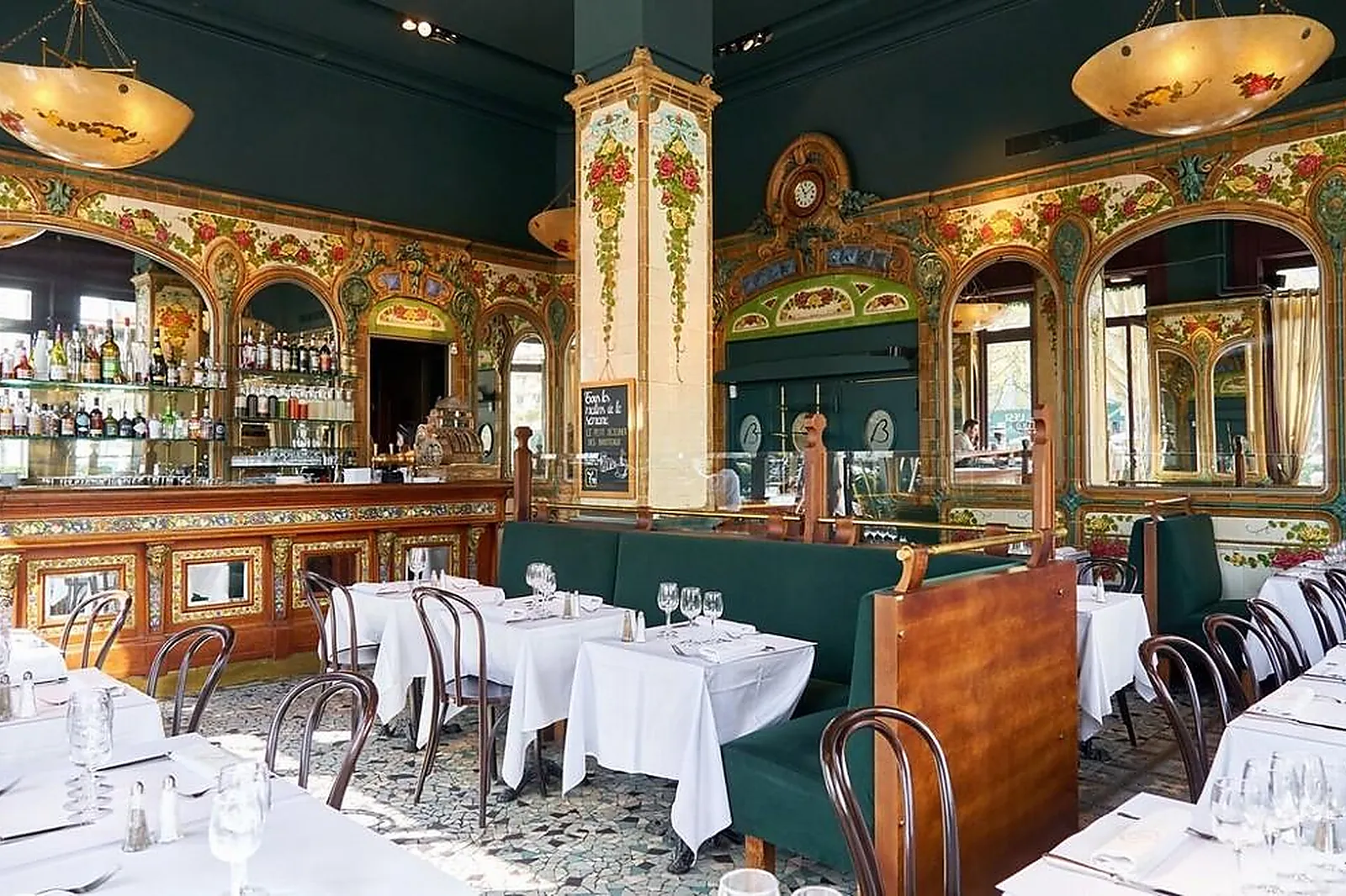 Cafés et Restaurants, RESTAURANTS - LYON (RHÔNE) : BRASSERIE DES BROTTEAUX