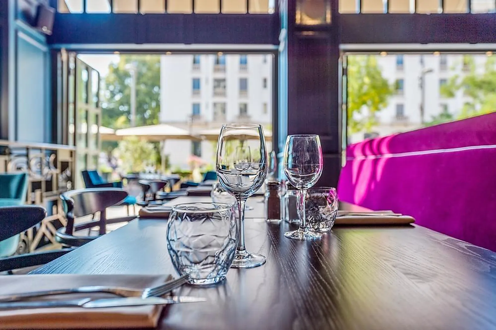 Cafés et Restaurants, RESTAURANTS - LYON (RHÔNE) : BRASSERIE LE SPLENDID