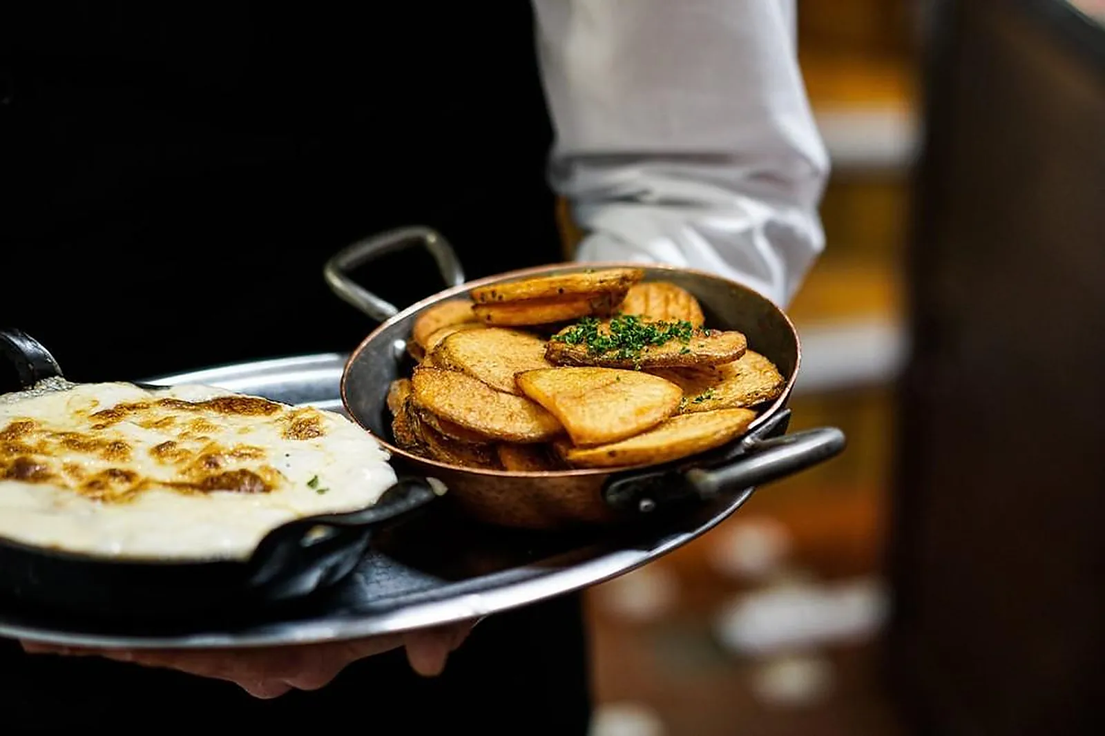 Cafés et Restaurants, RESTAURANTS - LYON (RHÔNE) : DANIEL ET DENISE CRÉQUI