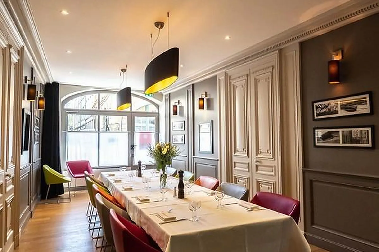 Cafés et Restaurants, RESTAURANTS - LYON (RHÔNE) : DANIEL ET DENISE SAINT-JEAN