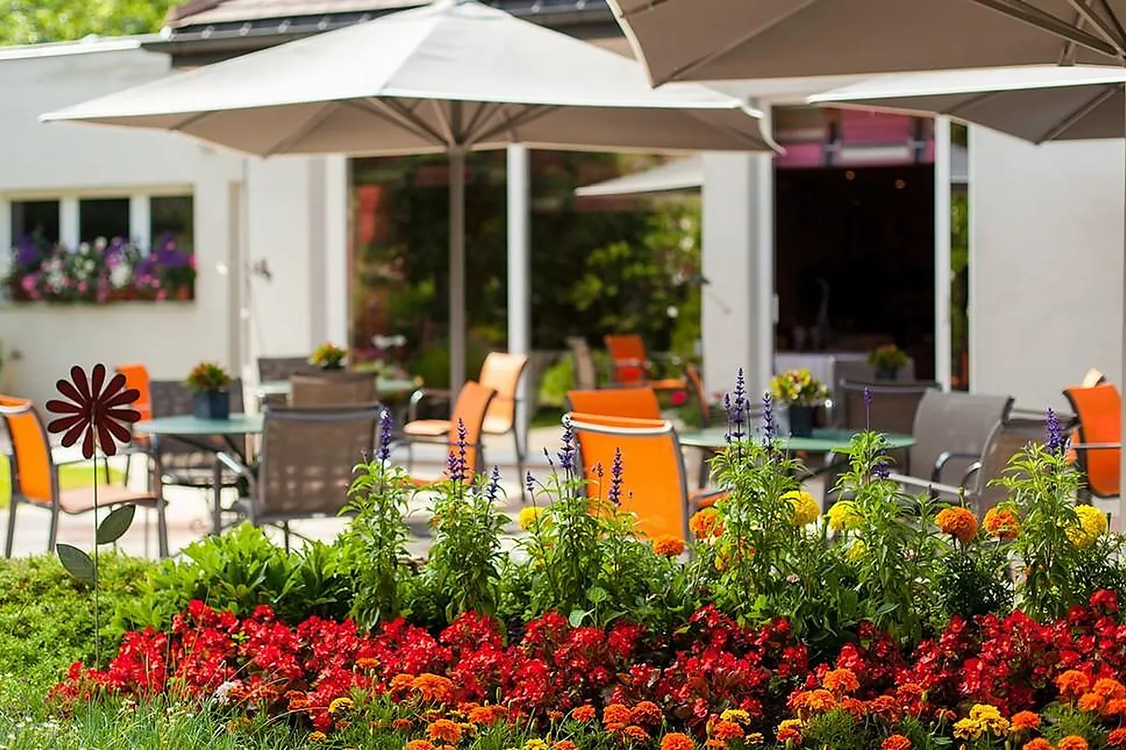 Cafés et Restaurants, RESTAURANTS - MALBUISSON (DOUBS) : LE BON ACCUEIL