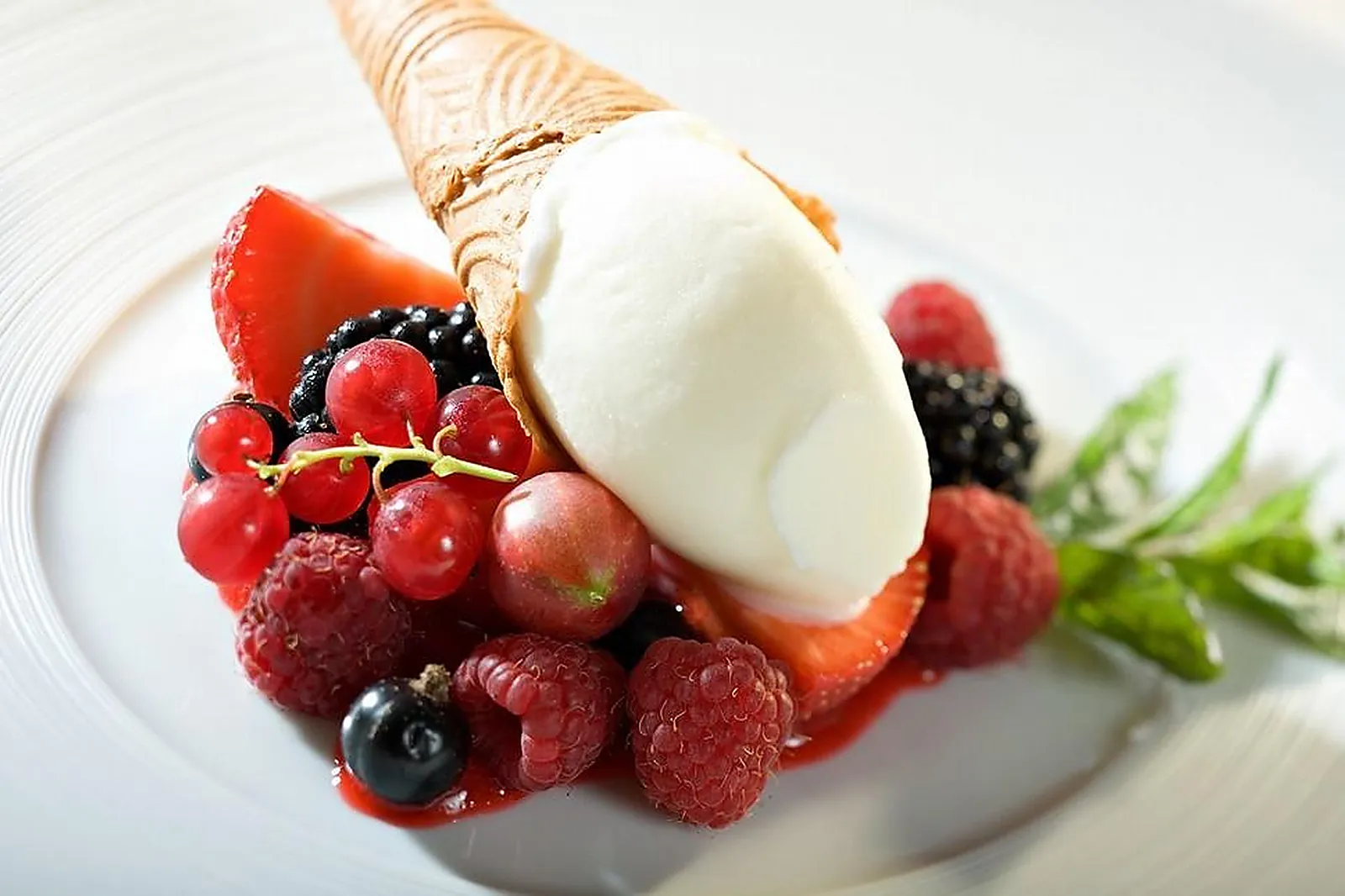 Cafés et Restaurants, RESTAURANTS - MALBUISSON (DOUBS) : LE BON ACCUEIL