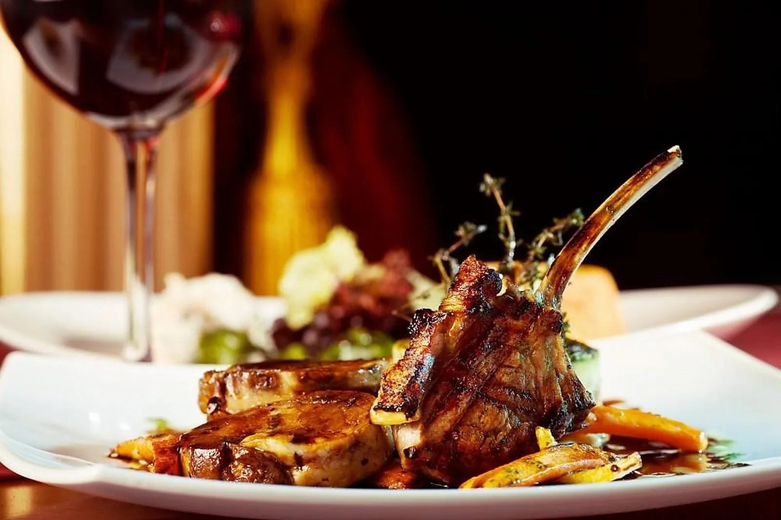 Cafés et Restaurants, RESTAURANTS - MARAUSSAN (HÉRAULT) : PARFUMS DE GARRIGUES