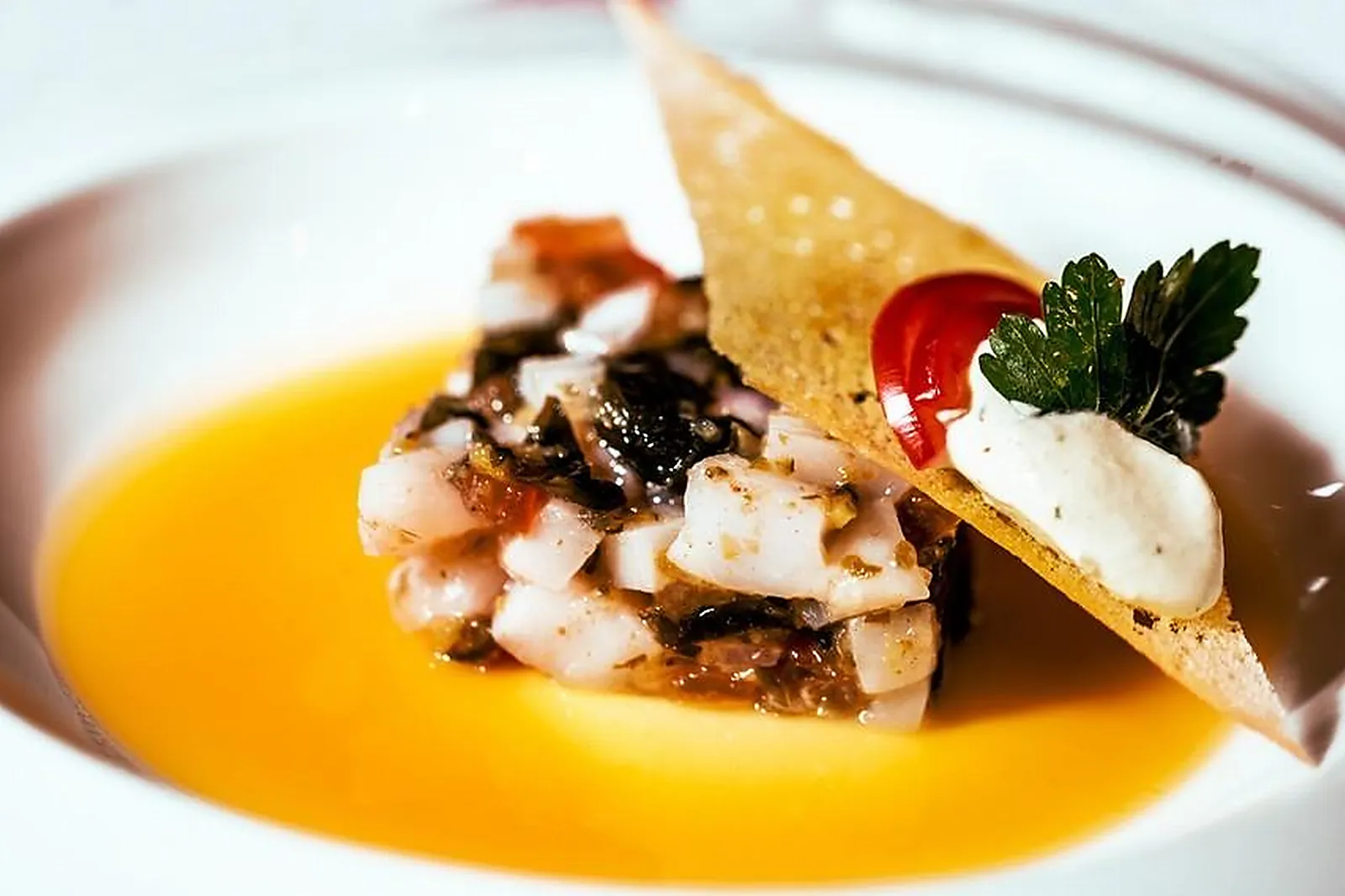 Cafés et Restaurants, RESTAURANTS - MARSEILLE (BOUCHES-DU-RHÔNE) : LA TABLE DE LL&RSQUO;OLIVIER