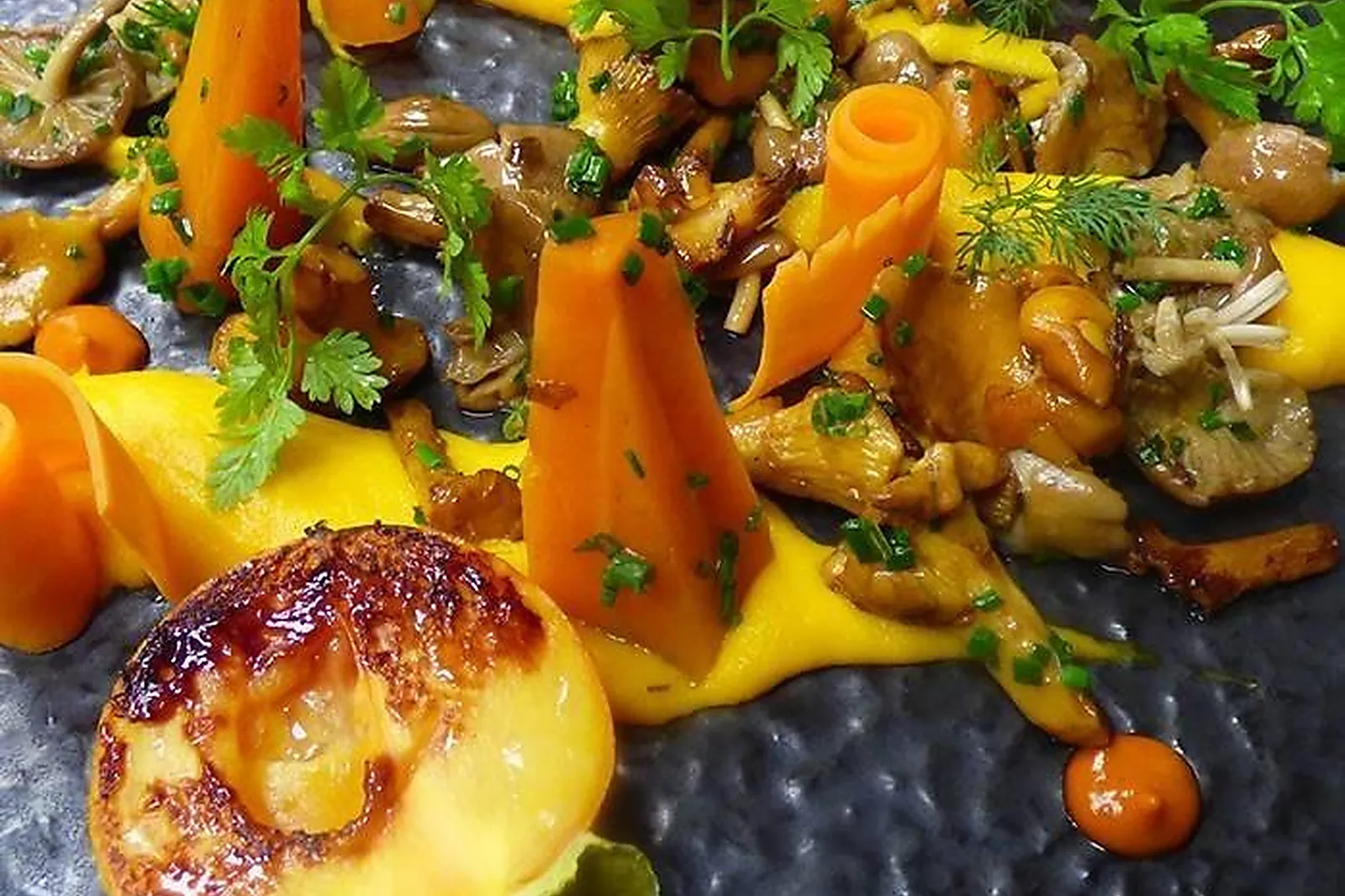 Cafés et Restaurants, RESTAURANTS - MARSEILLE (BOUCHES-DU-RHÔNE) : LE LAURACÉE