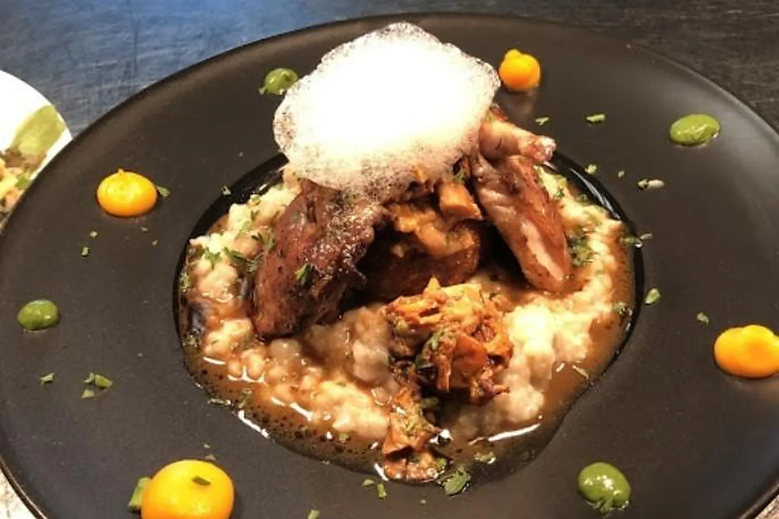 Cafés et Restaurants, RESTAURANTS - MARSEILLE (BOUCHES-DU-RHÔNE) : RESTAURANT DE LA COSMÉTIQUE