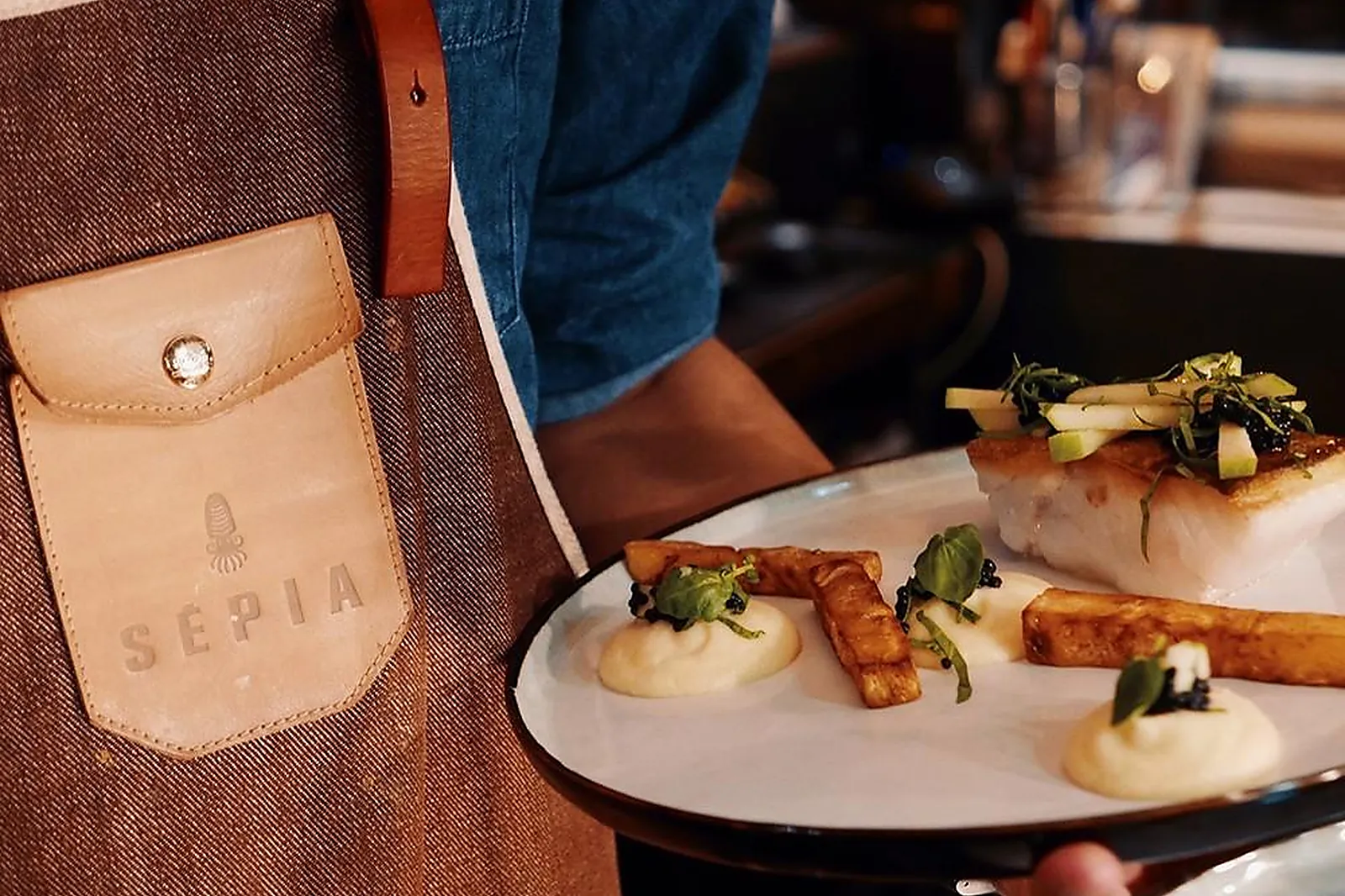 Cafés et Restaurants, RESTAURANTS - MARSEILLE (BOUCHES-DU-RHÔNE) : SÉPIA