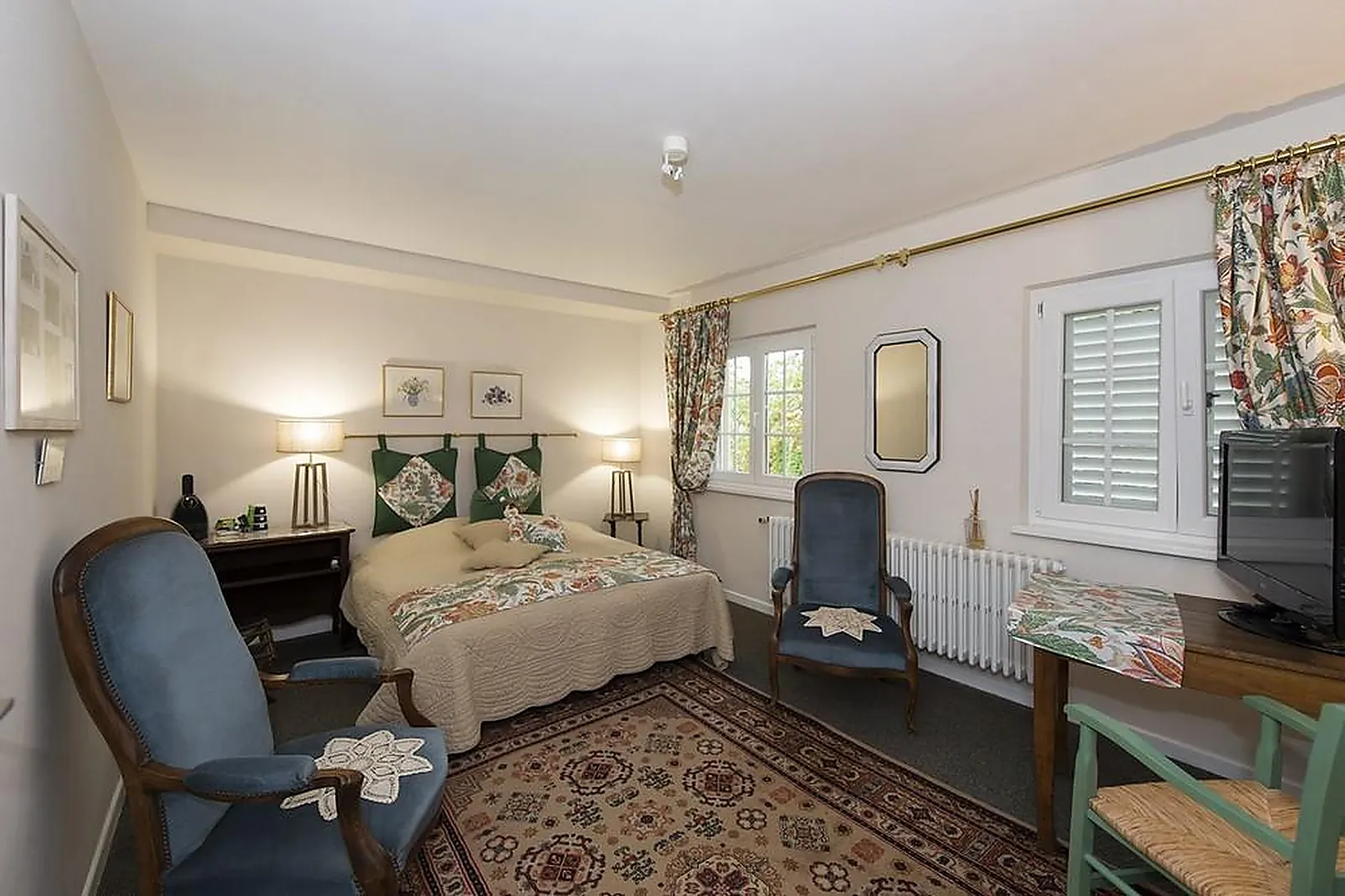 Cafés et Restaurants, RESTAURANTS - MERKWILLER-PECHELBRONN (BAS-RHIN) : AUBERGE BAECHL-BRUNN