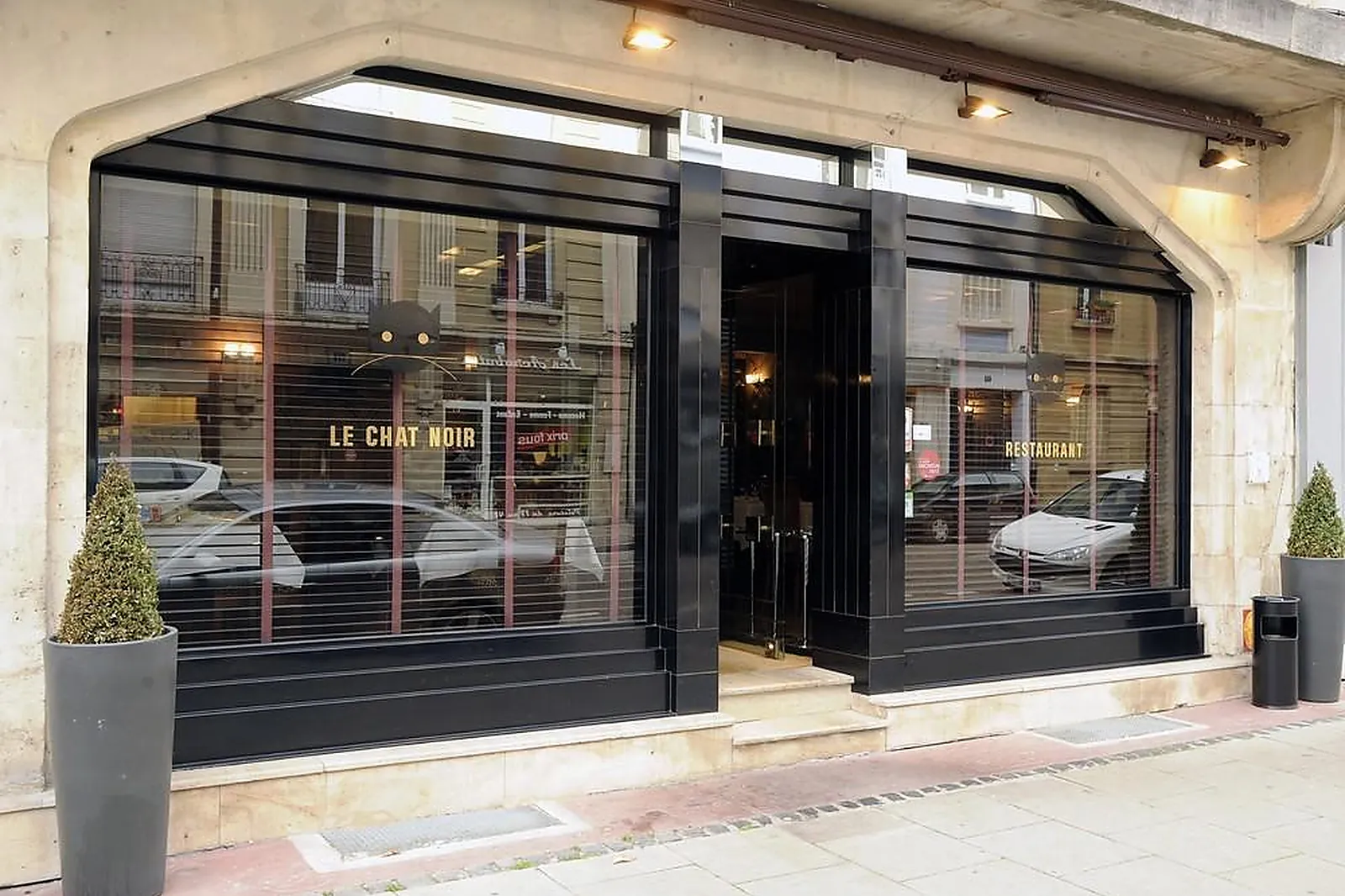 Cafés et Restaurants, RESTAURANTS - METZ (MOSELLE) : LE CHAT NOIR