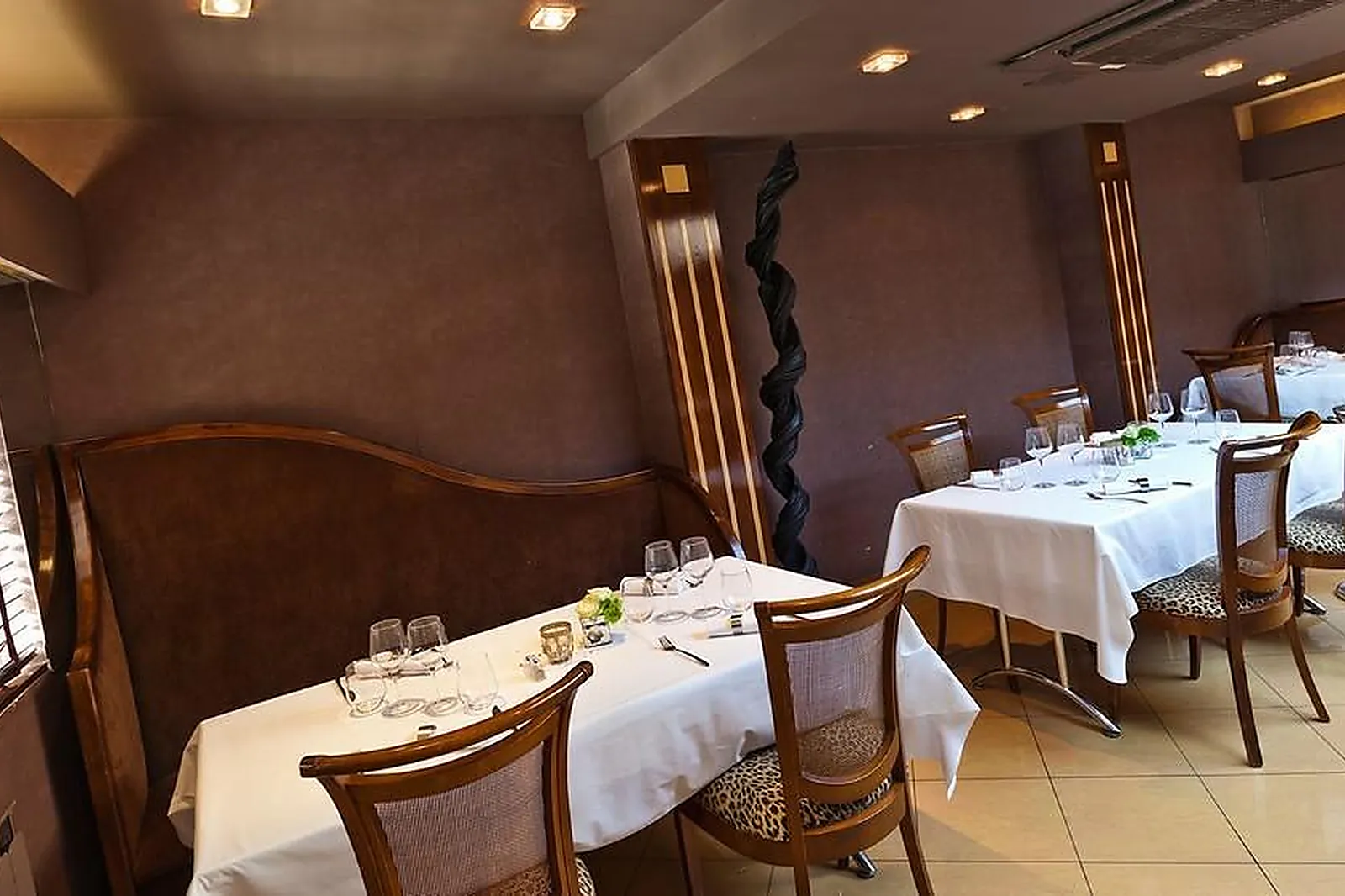 Cafés et Restaurants, RESTAURANTS - METZ (MOSELLE) : LE CHAT NOIR