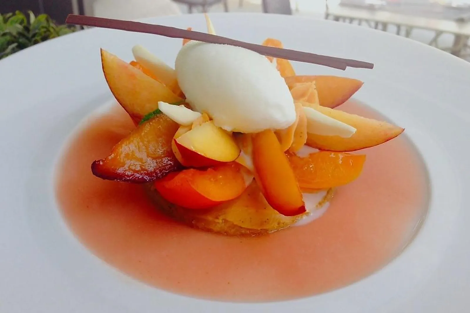 Cafés et Restaurants, RESTAURANTS - MIRABEAU (CALVADOS) : LL&RSQUO;ESSENTIEL DEAUVILLE