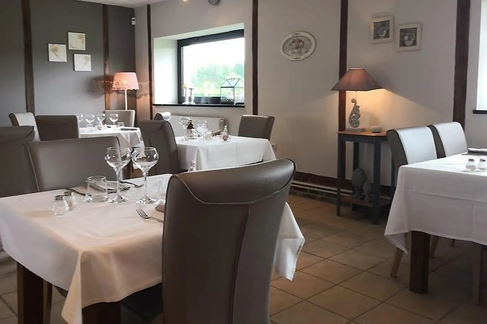 Cafés et Restaurants, RESTAURANTS - MONDREPUIS (AISNE) : LES TEMPS GOURMANDS